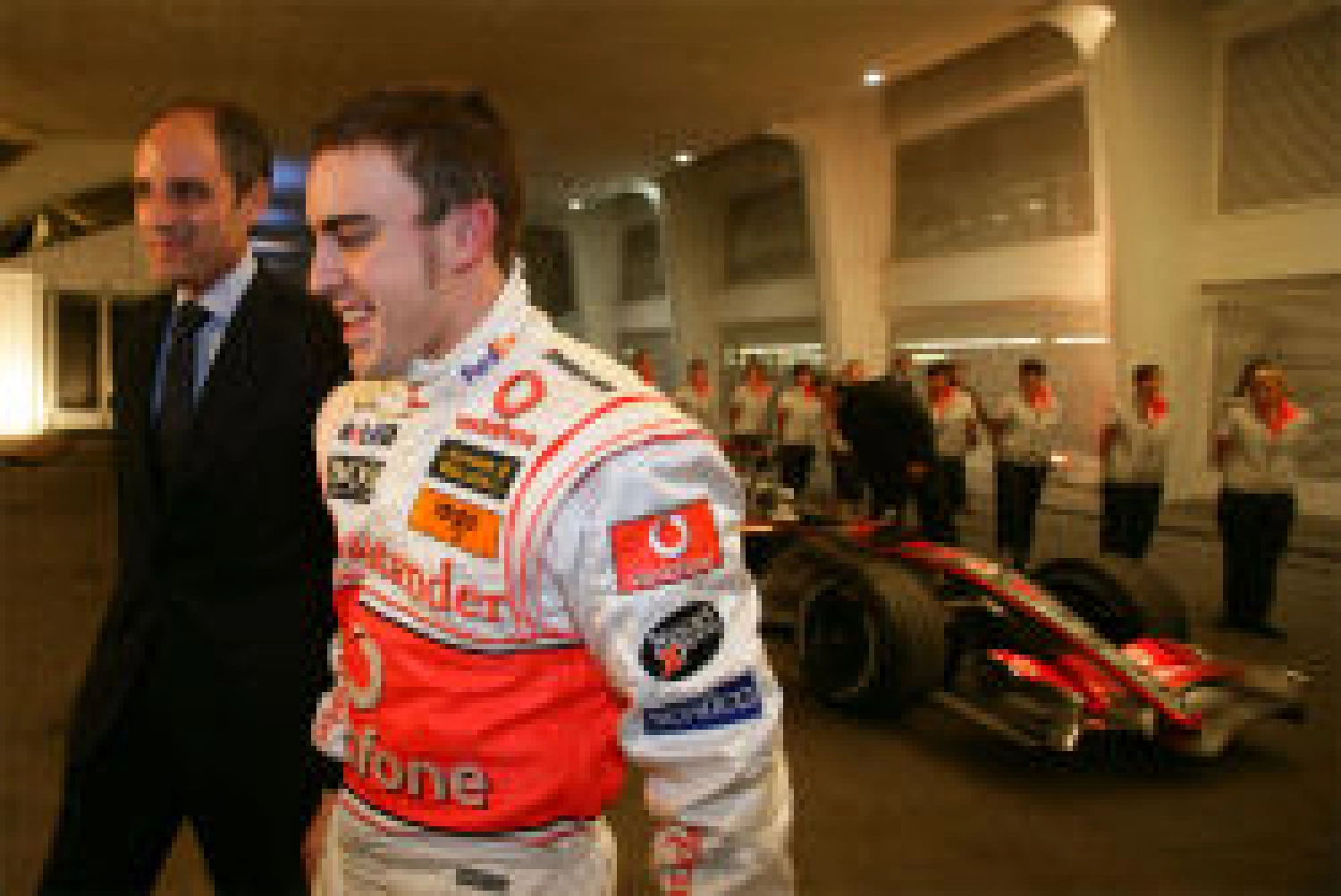 Alonso admits having a flexible contract with Renault