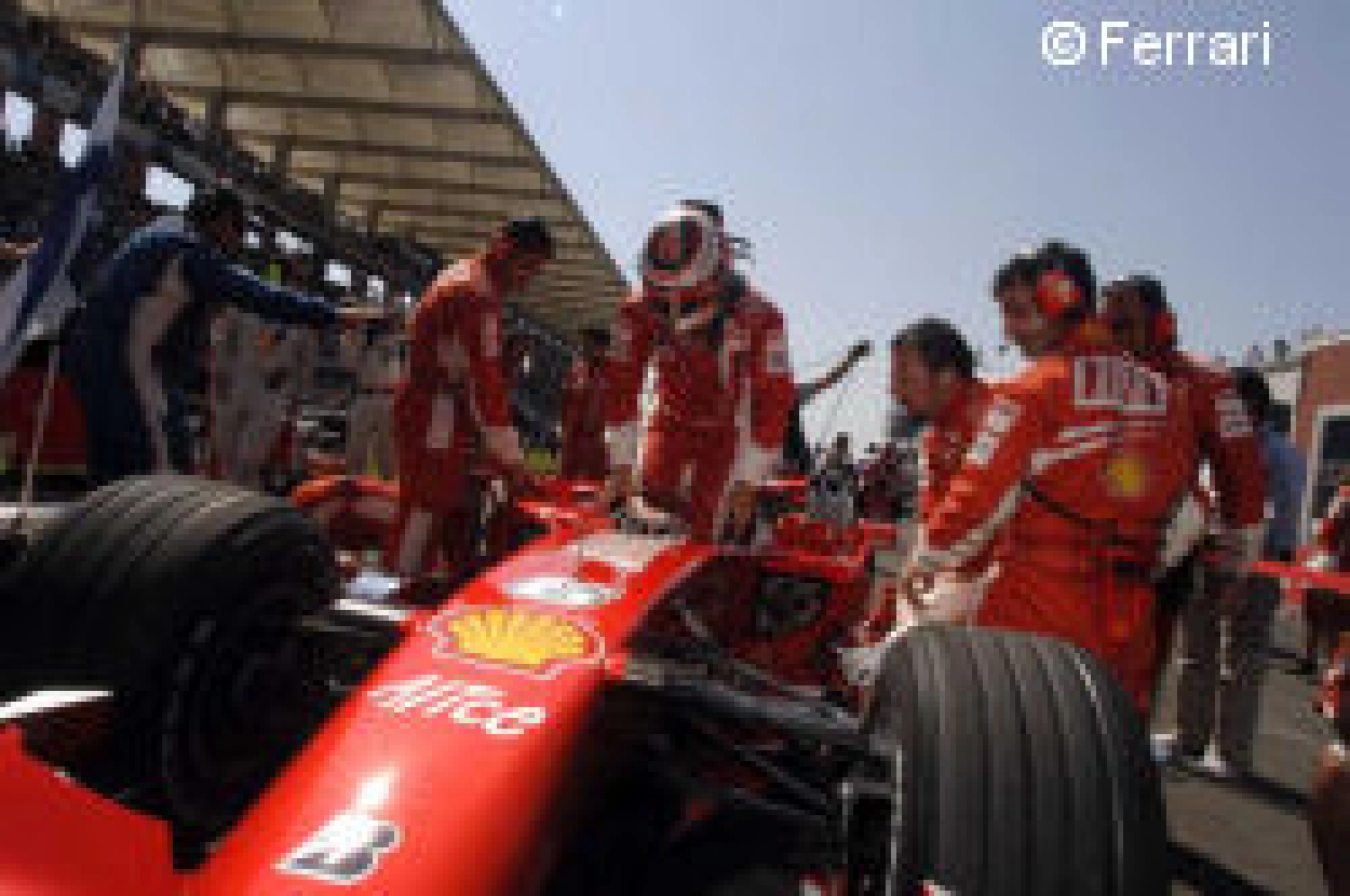 Ferrari will wait to reconsider Räikkönen’s future