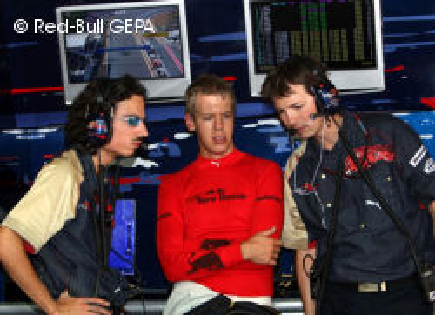 Vettel: « Driving a 2007 car will be an advantage! »