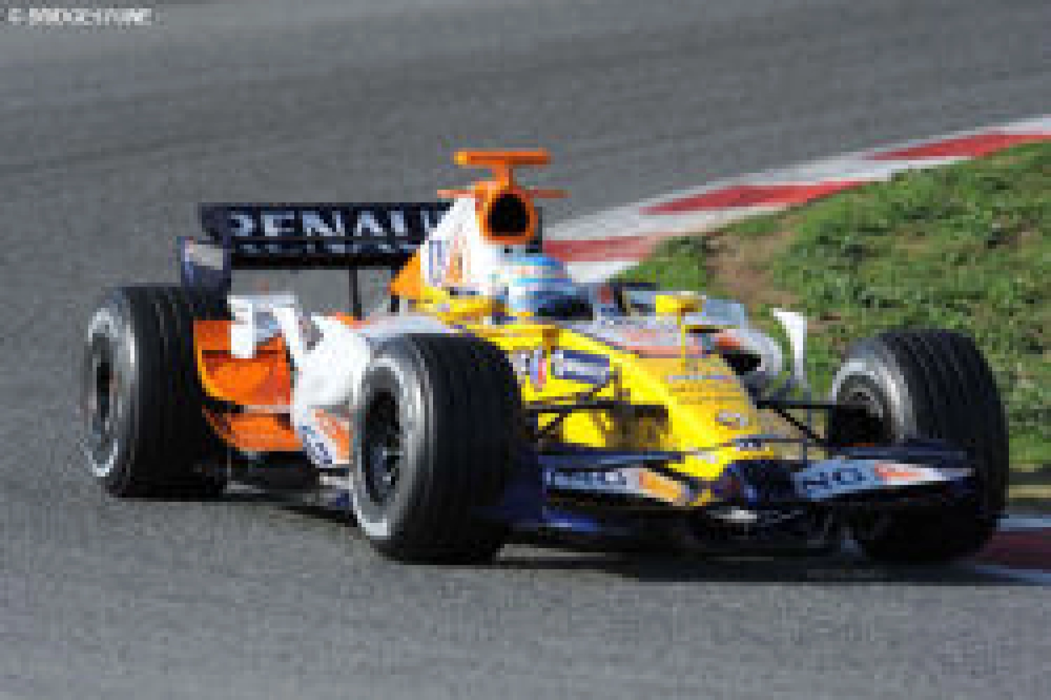 Piquet: Renault lacks speed