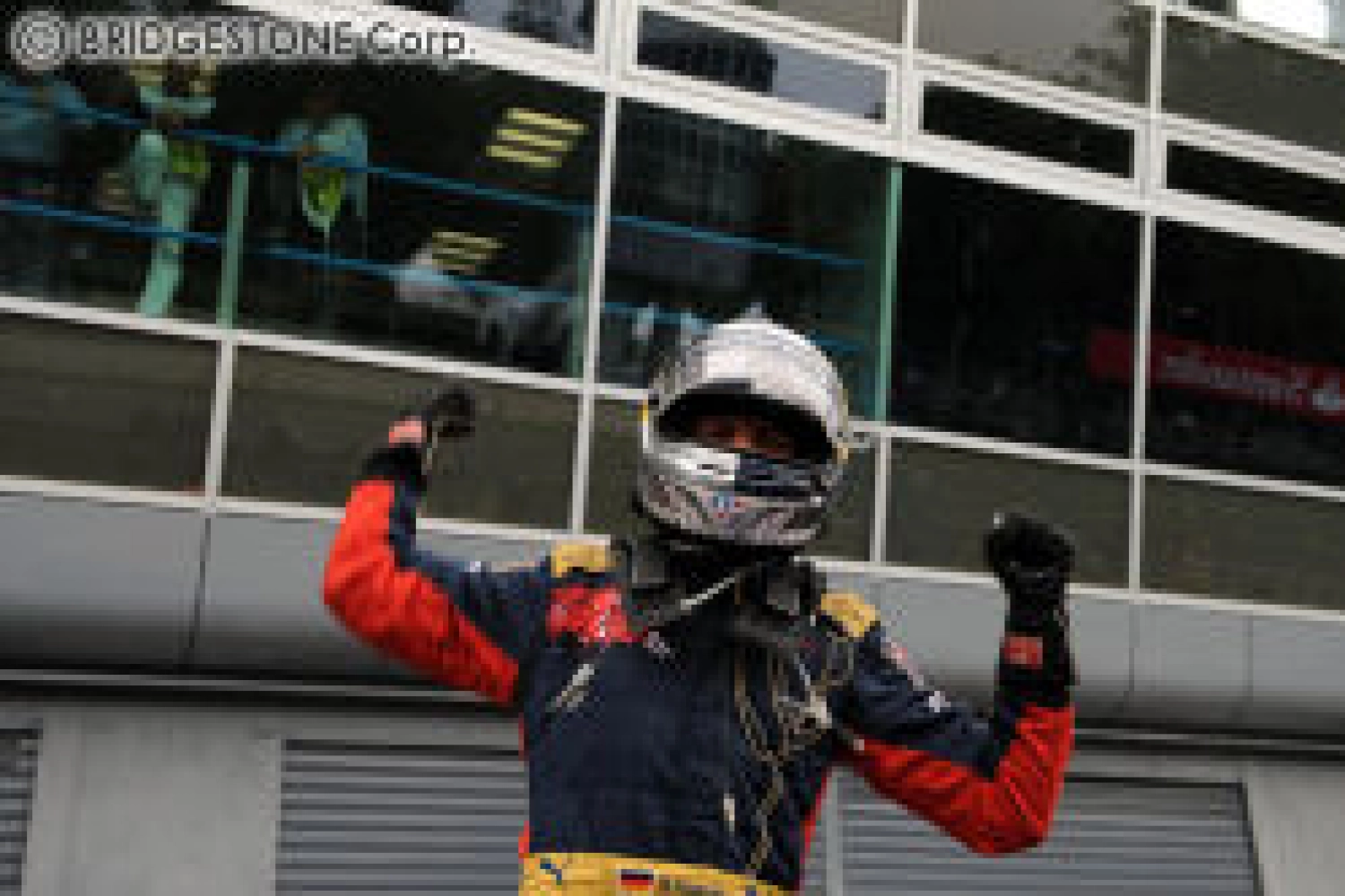 Vettel has no regrets about fighting with Hamilton