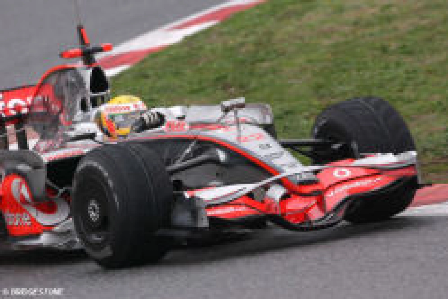 Report – Saturday – McLaren misses out on the front row