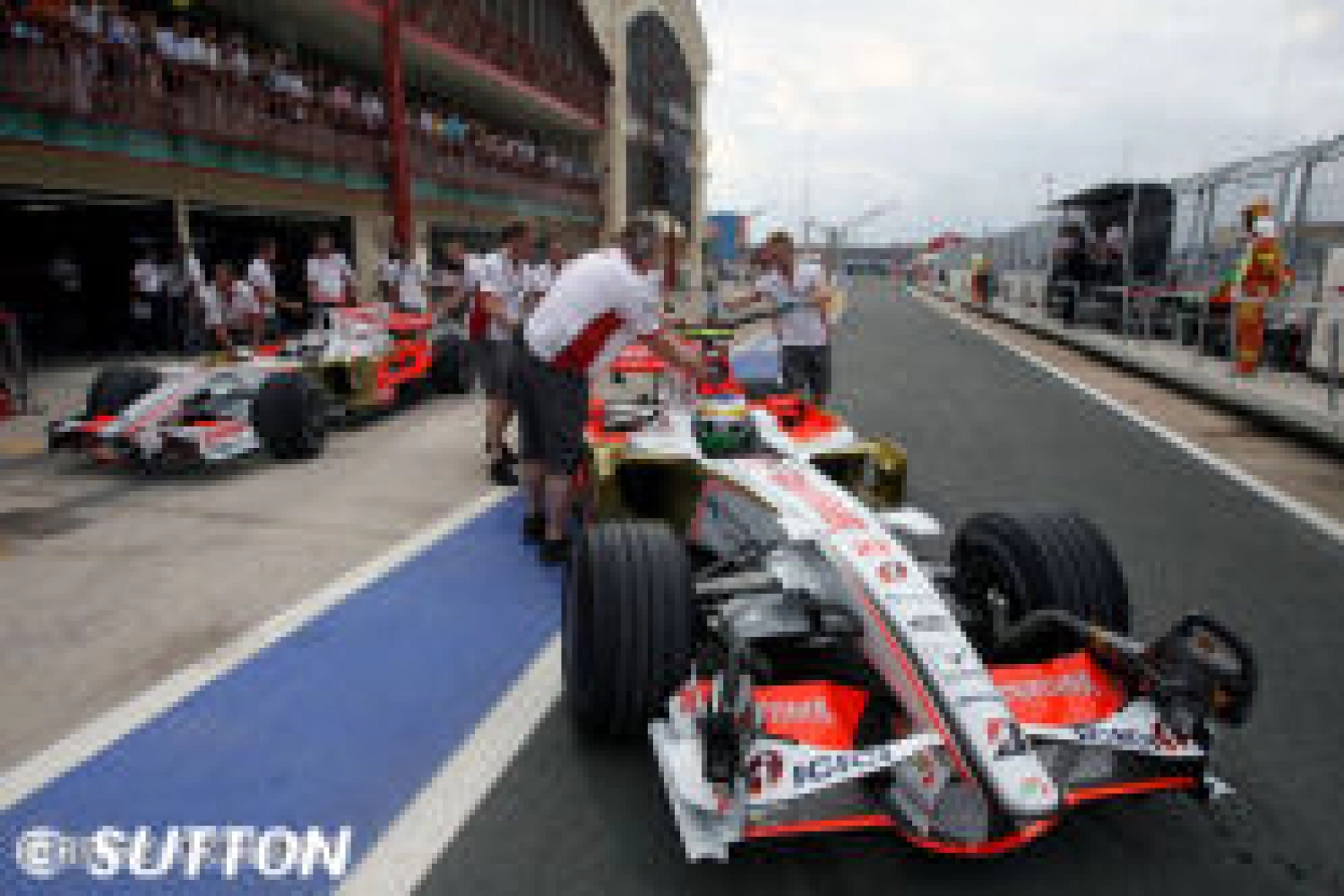 Adrian Sutil hopes to score points this season…