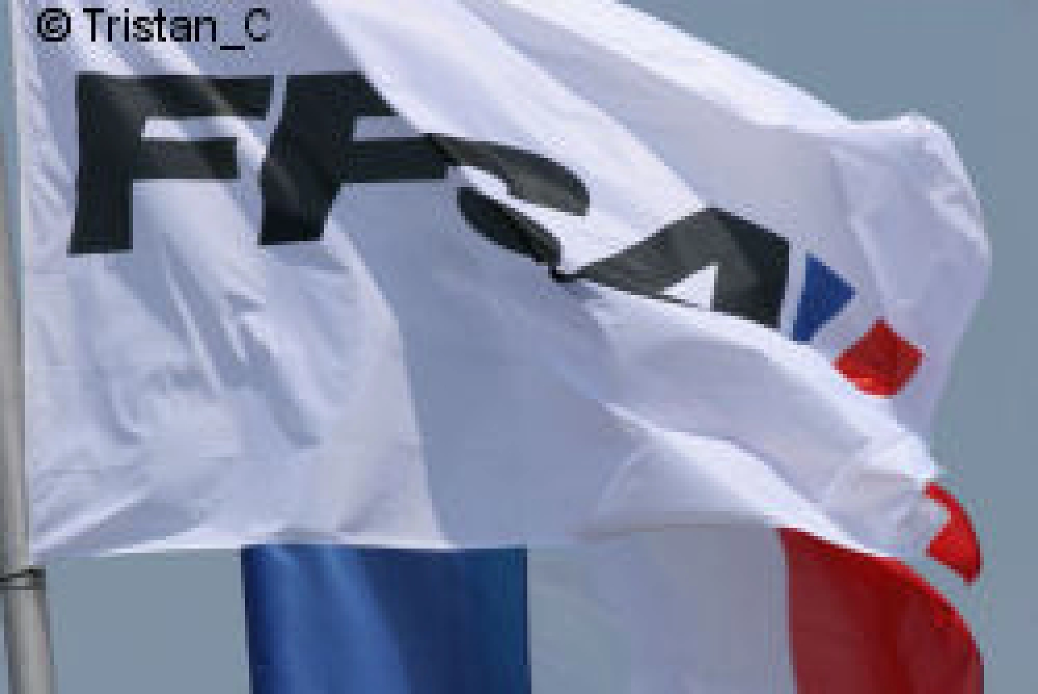 The French GP, barely official… opens shop!