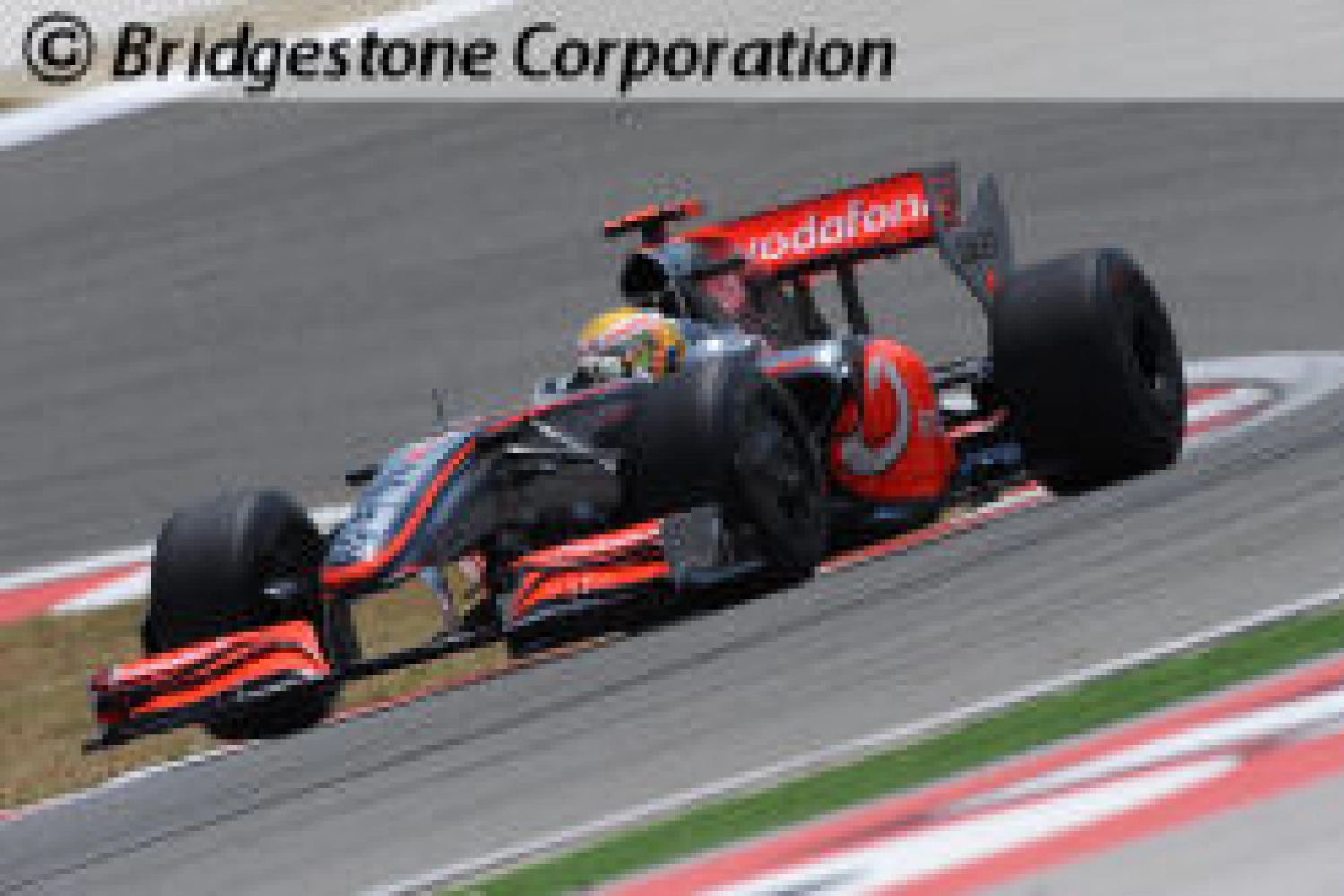 Free Practice 1: Hamilton takes the lead over the Brawn drivers and Vettel