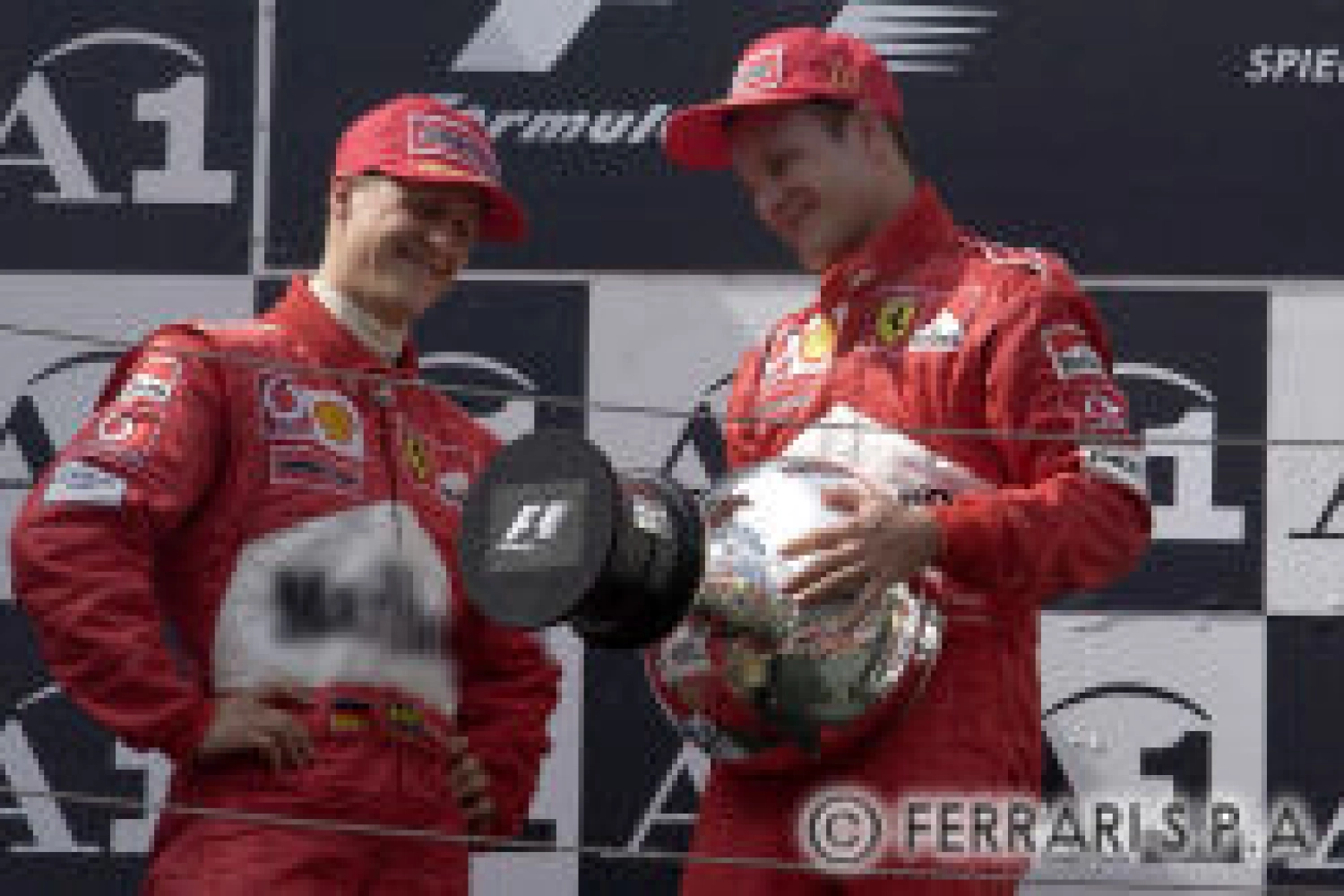 War is declared between Schumacher and Barrichello!
