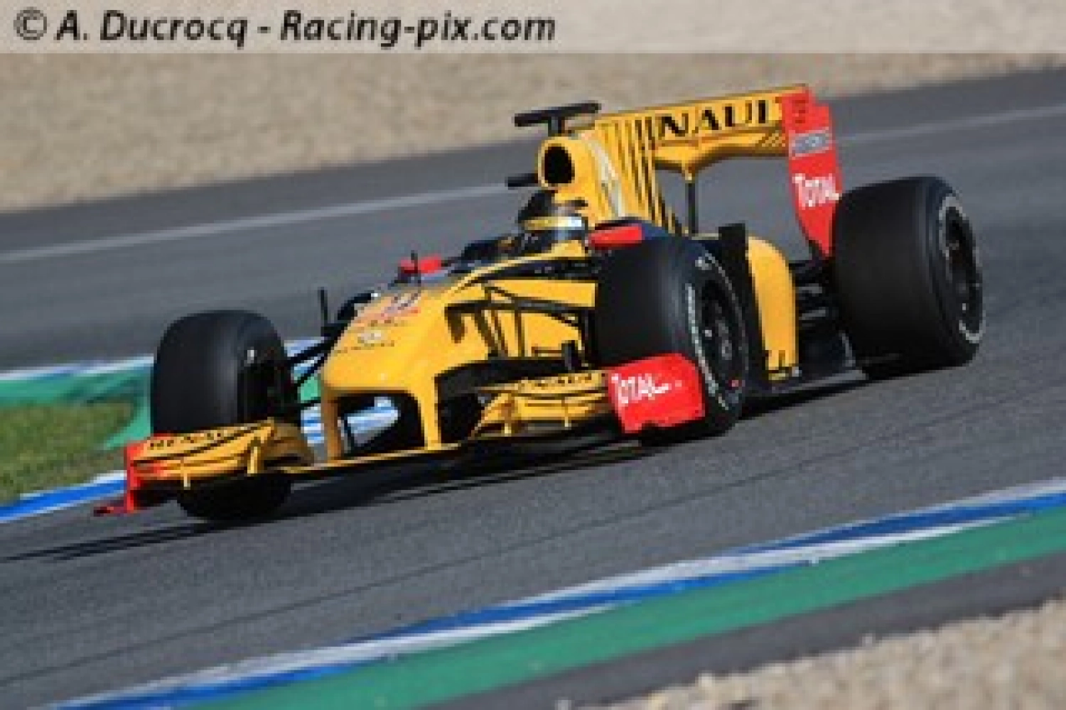Boullier: Renault is studying its own interpretation of a controlled ...