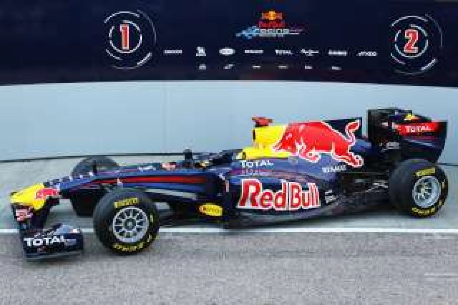 The RB7, heir to Red Bull’s RB6, unveiled