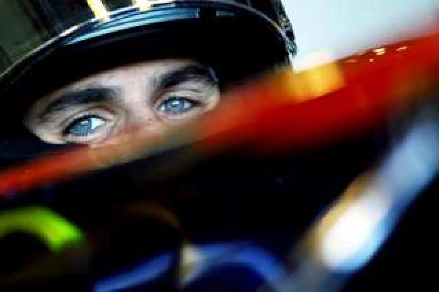 Alguersuari aims for a top 10 in India