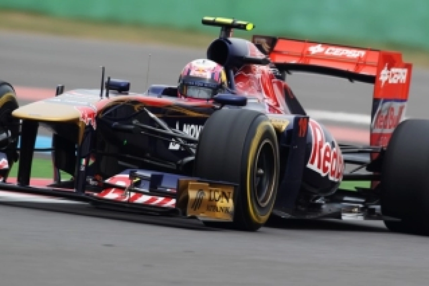 Friday: Contrasting day for Toro Rosso