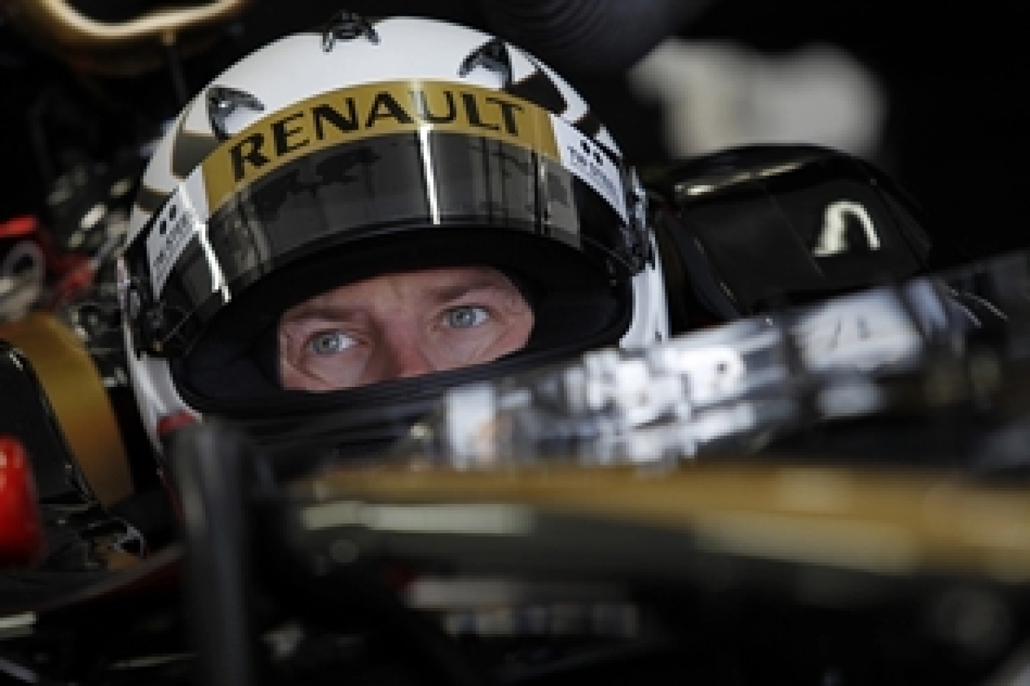 Räikkönen expects to fight in the pack