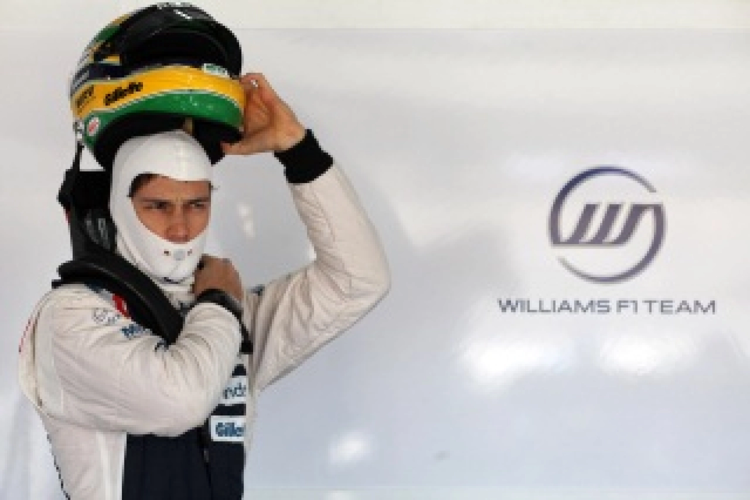 Senna has only one year contract with Williams