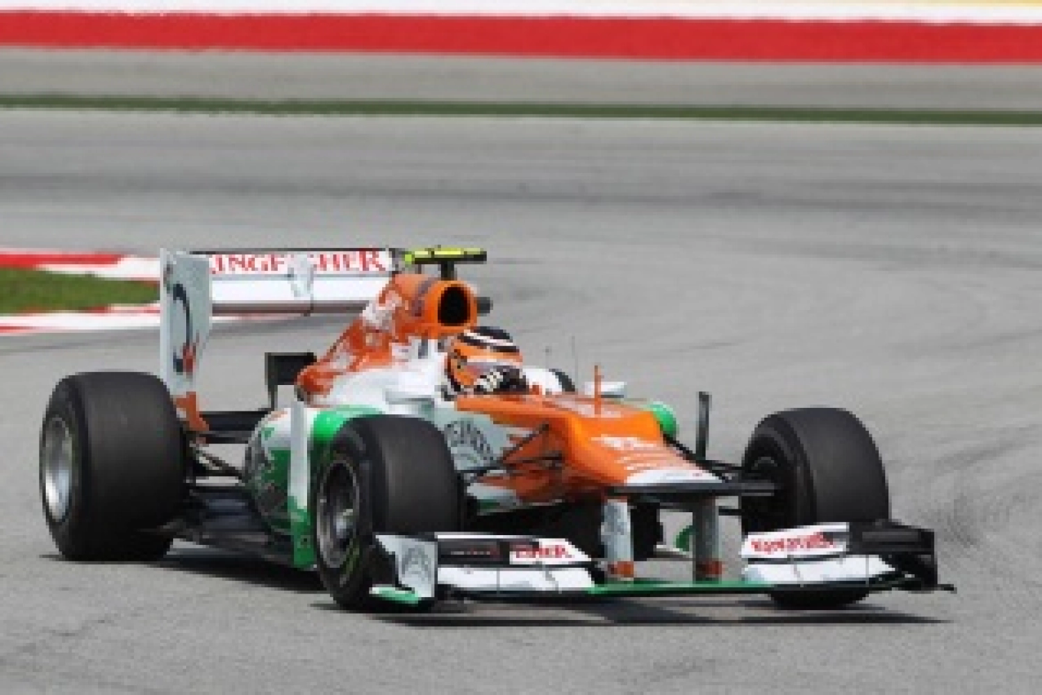 Force India will pay £650,000 to Caterham and Mike Gascoyne