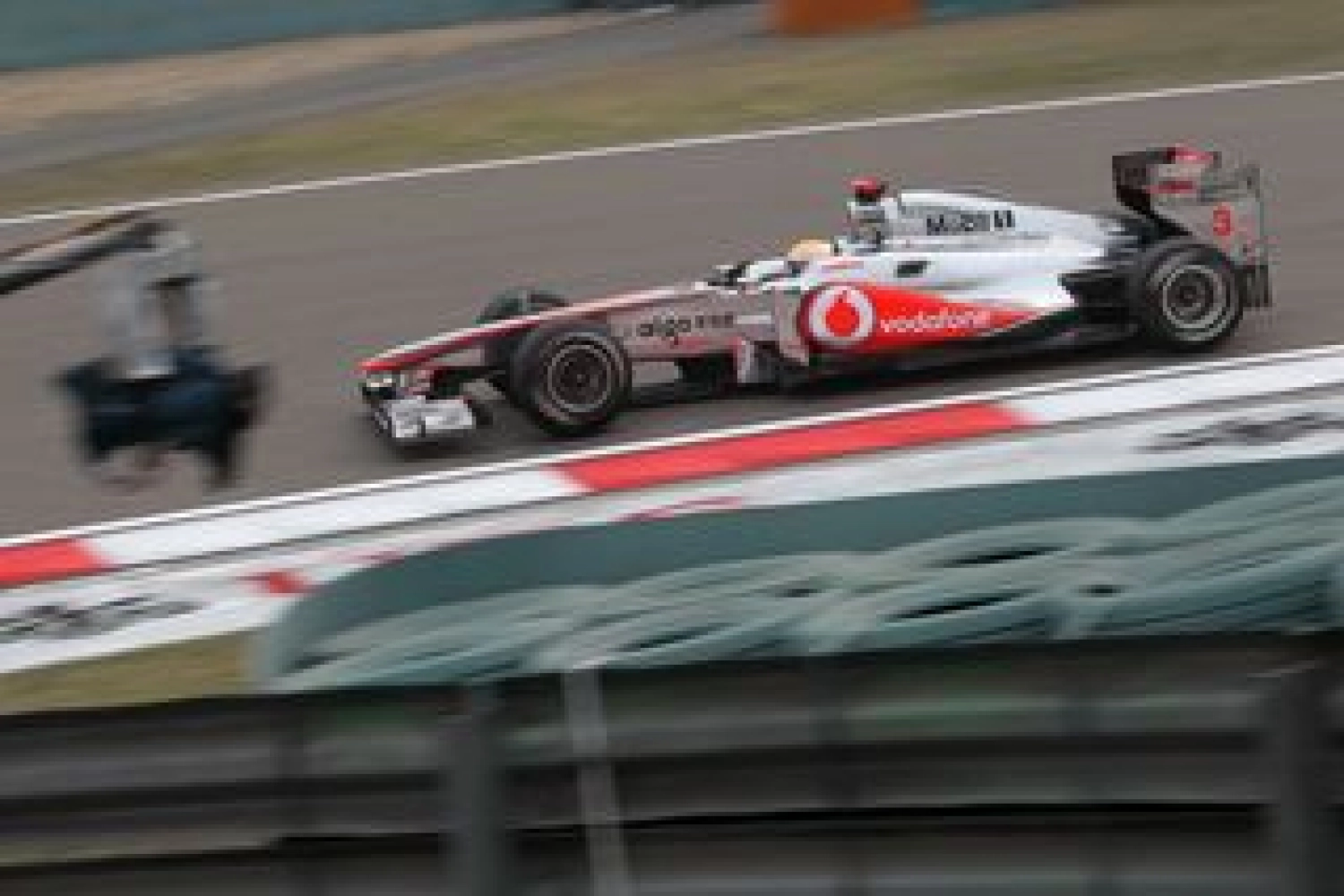 Saturday: McLaren drivers confident for the race