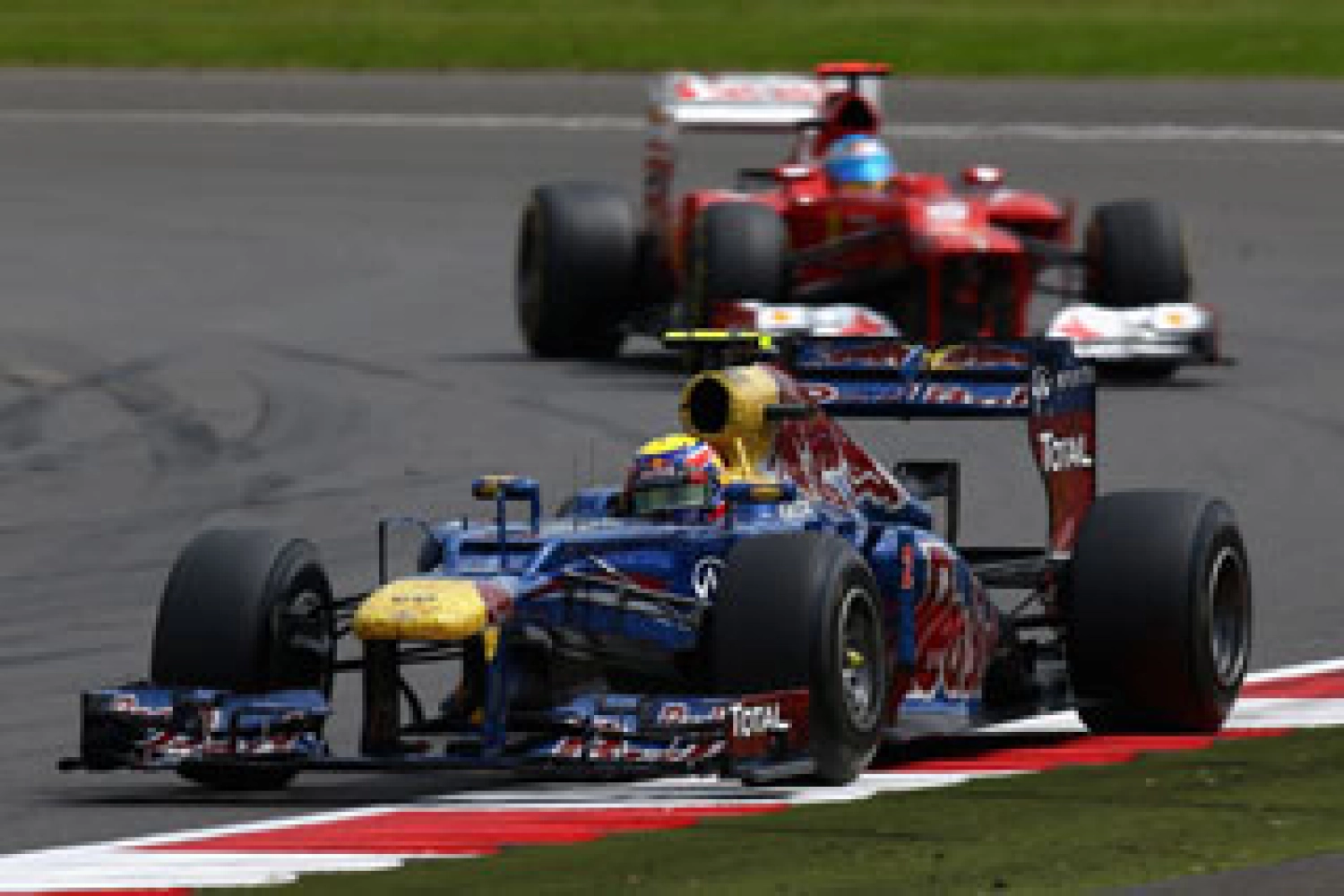 Friday: Red Bull adapted to the conditions