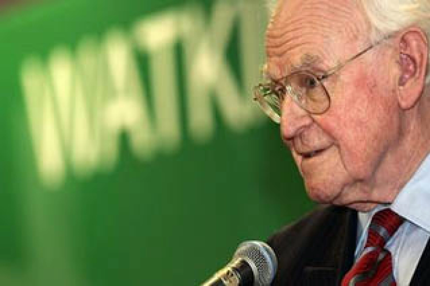 The world of F1 pays tribute to Sid Watkins
