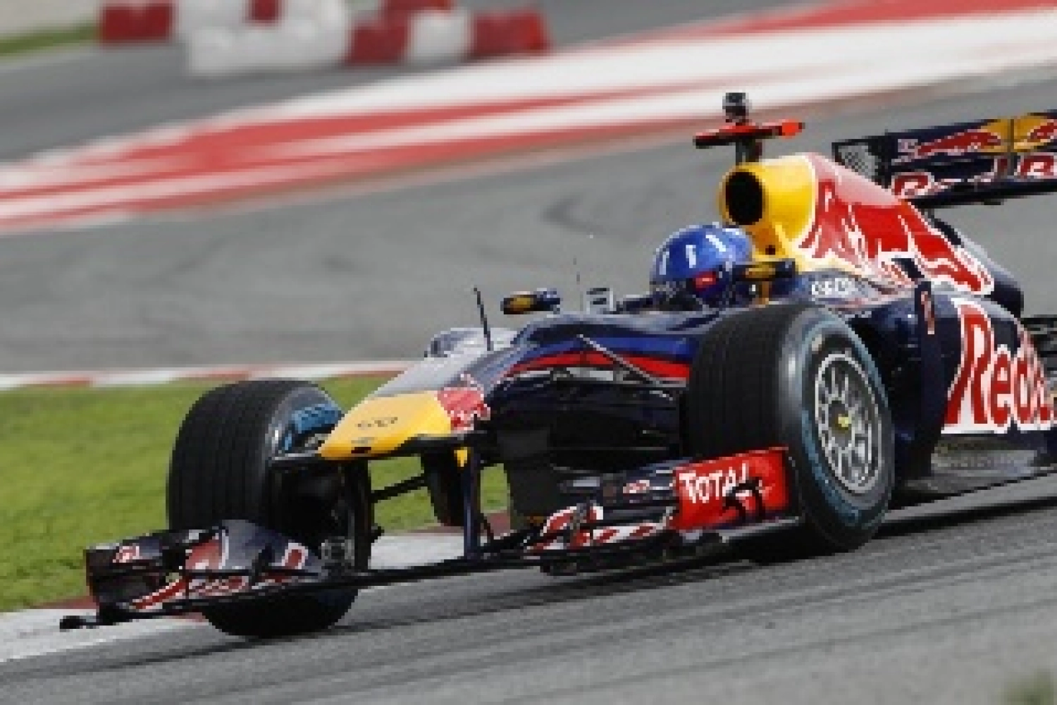 Damon Hill driving a Red Bull