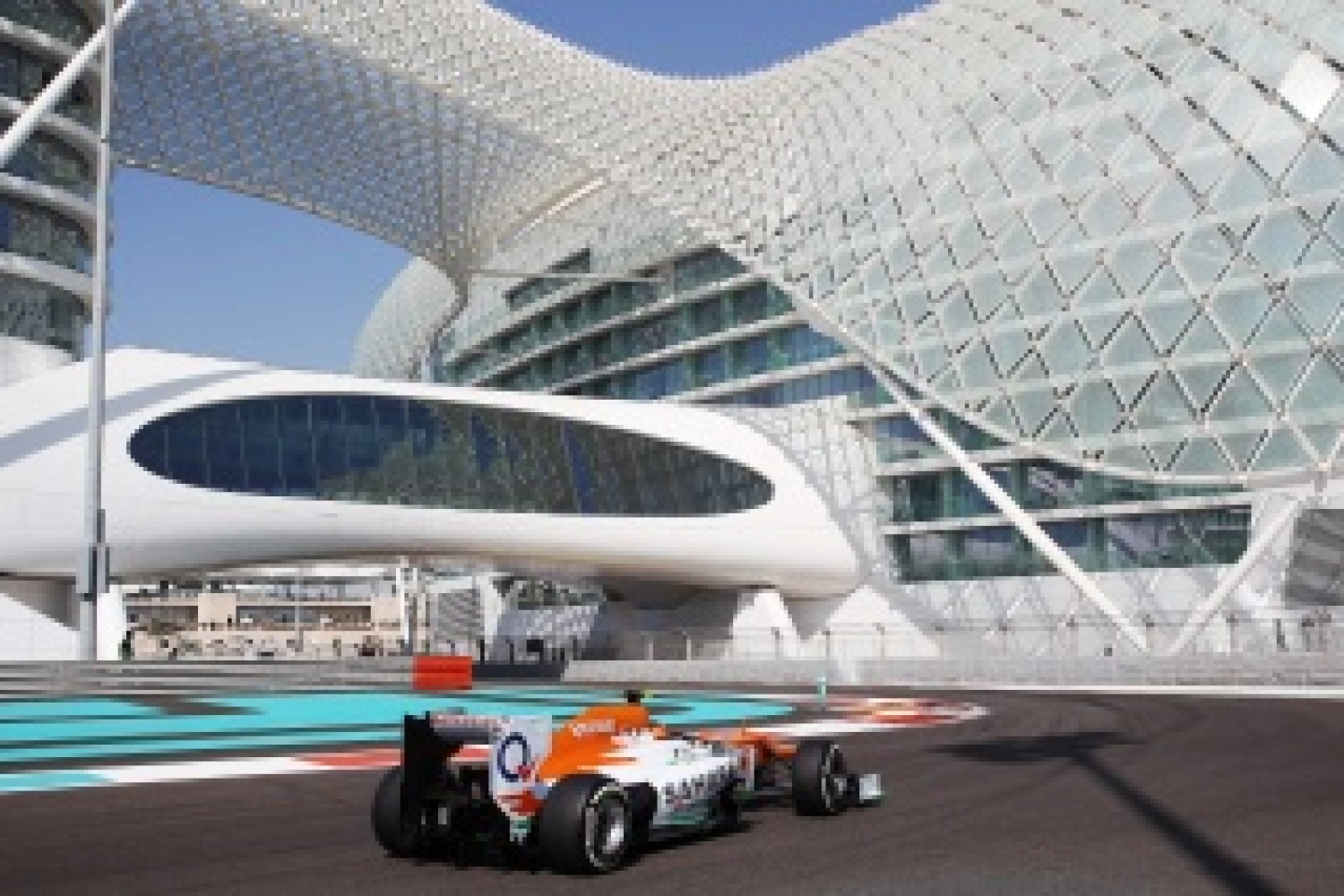 Saturday: The night dampens Force India’s hopes in Abu Dhabi