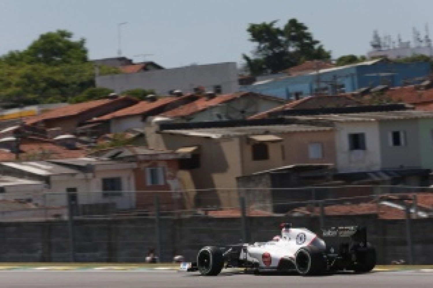 Saturday: Sauber drivers hope for rain during the race