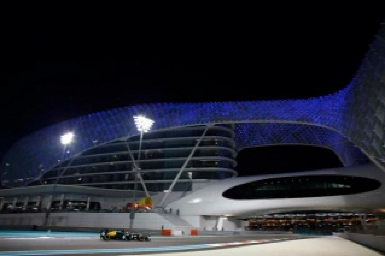 Saturday: Kovalainen enables Caterham to outpace its rivals