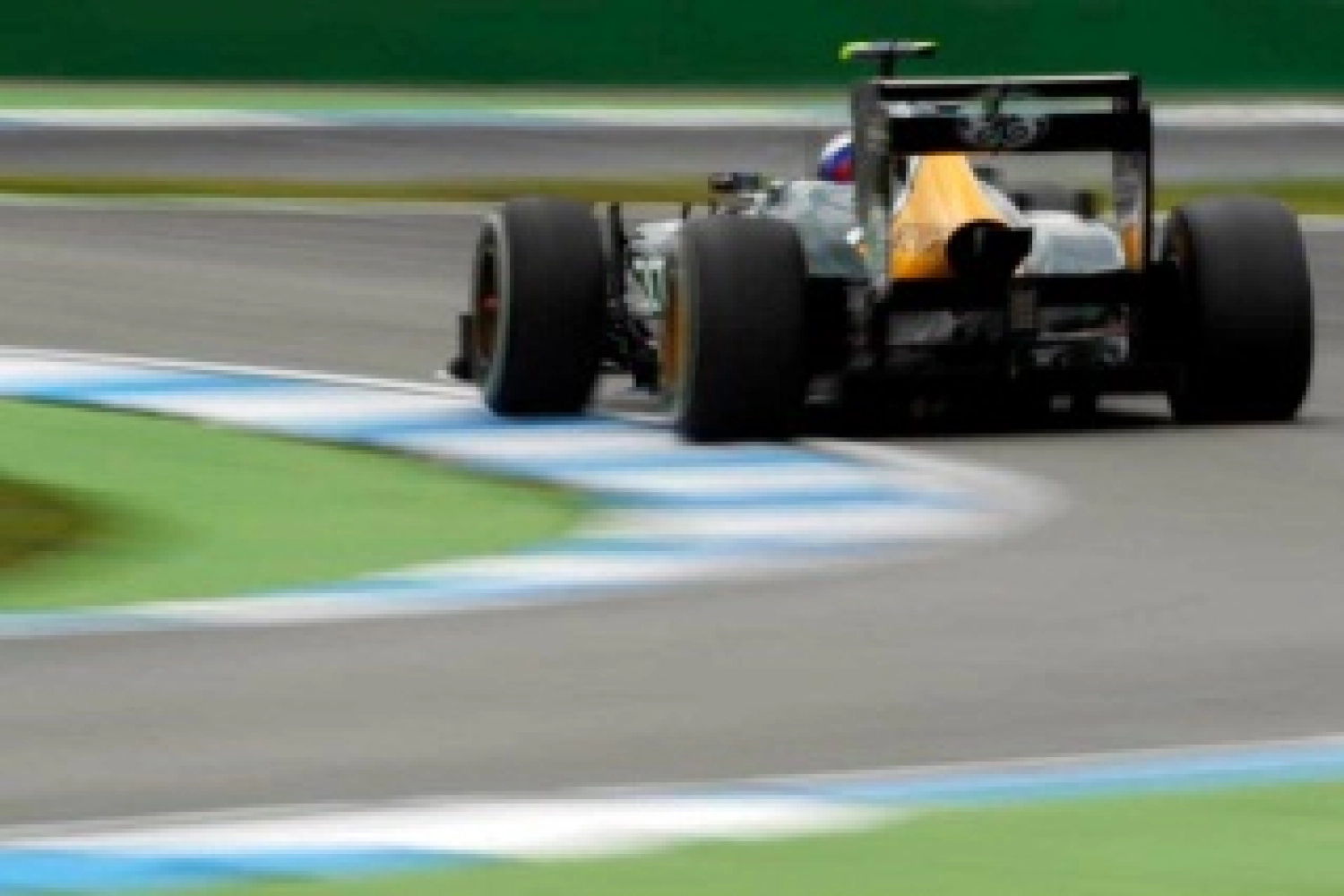 Saturday: Usual positions for the Caterham drivers