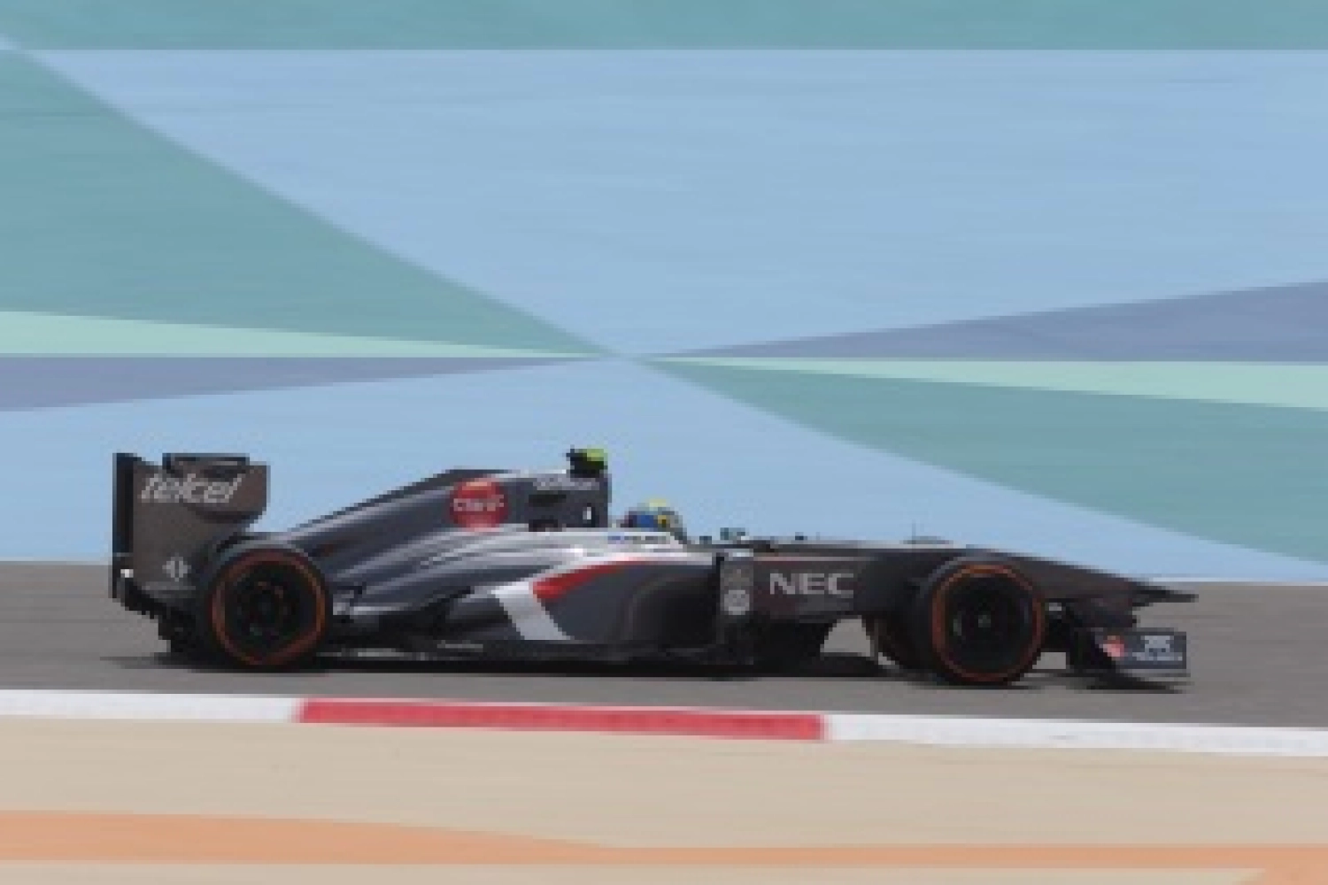 Saturday: The Saubers are not on pace