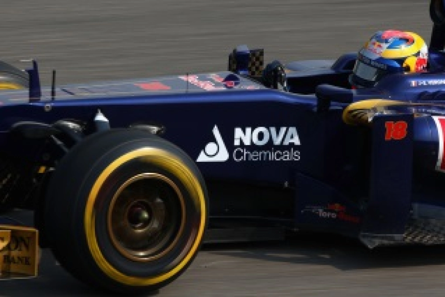 Friday: Ricciardo moves forward and Vergne falls back for Toro Rosso