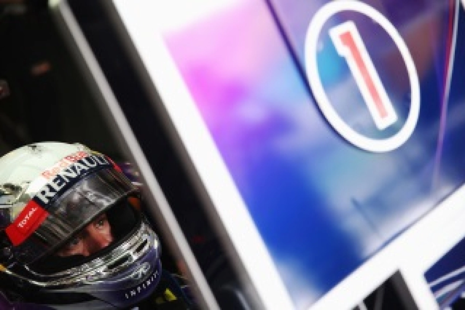 Brazil – Qualification: Vettel dominates the rain and his rivals