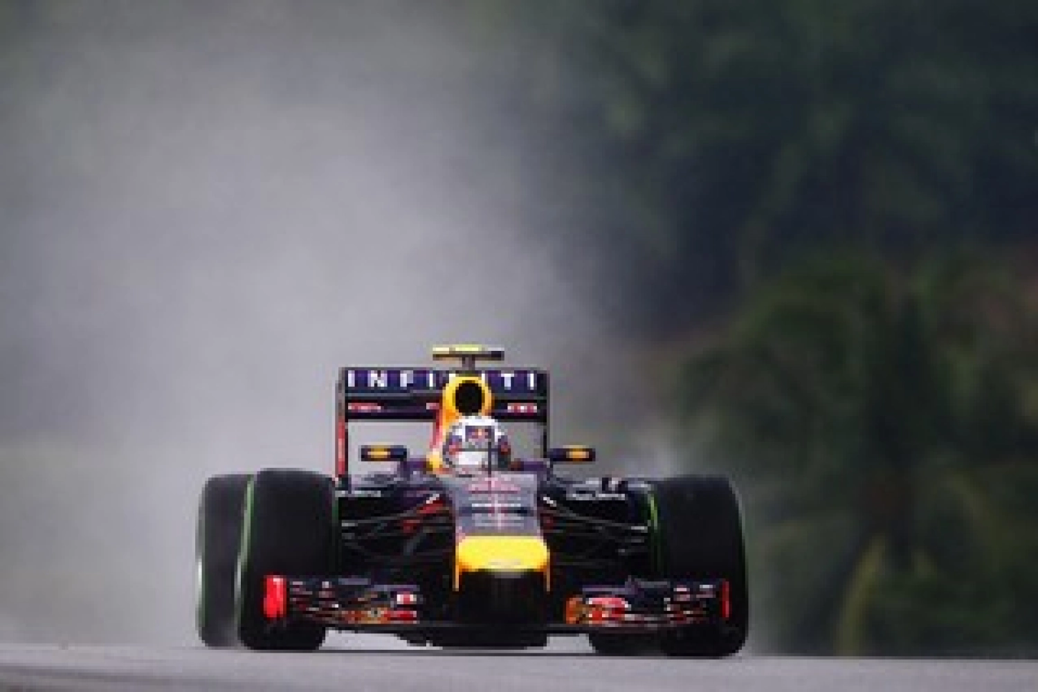 Hungary – Race: Ricciardo surprises everyone, Alonso and Hamilton on the podium