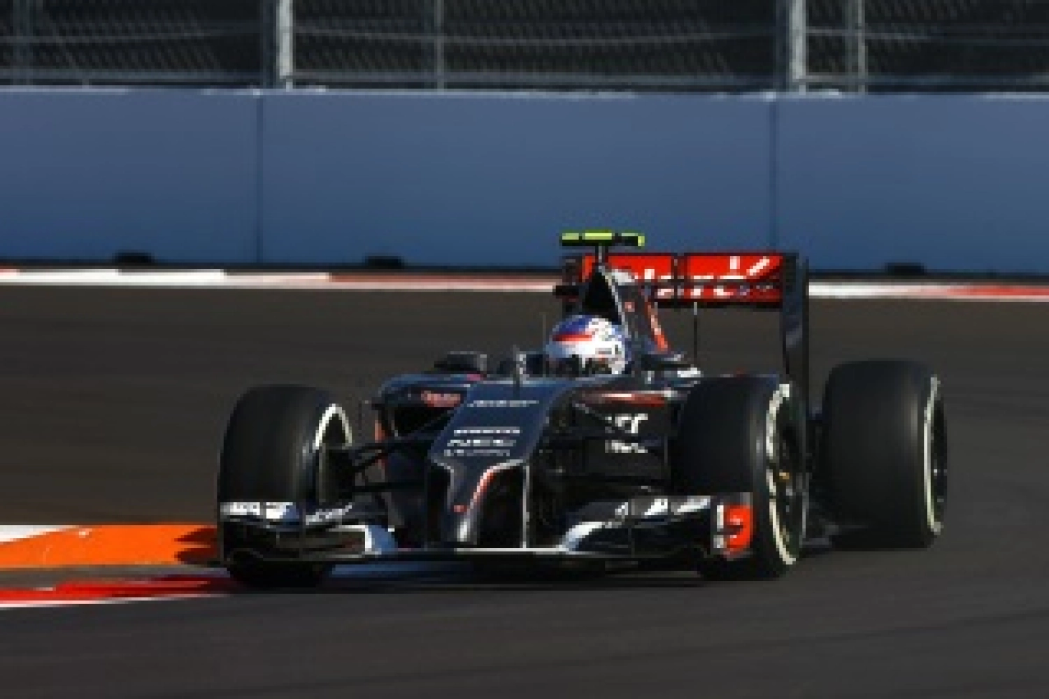 Friday: Sauber F1 Drivers Pleasantly Surprised in Sochi