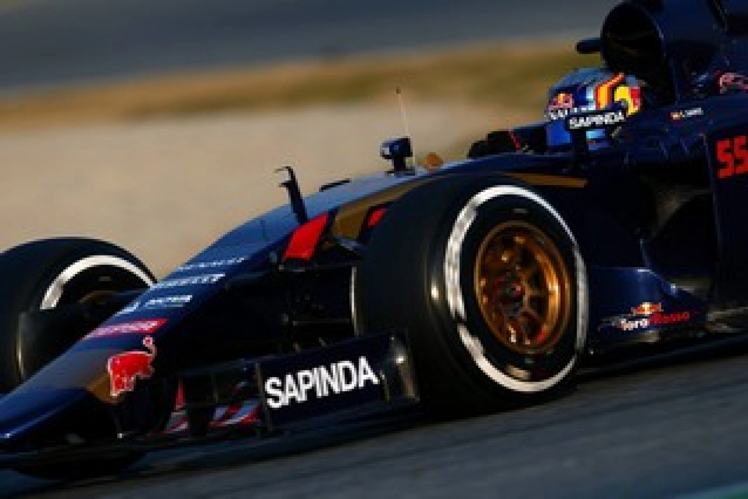 Barcelona Testing I – Day 4 (morning): Sainz on top, crash for Alonso