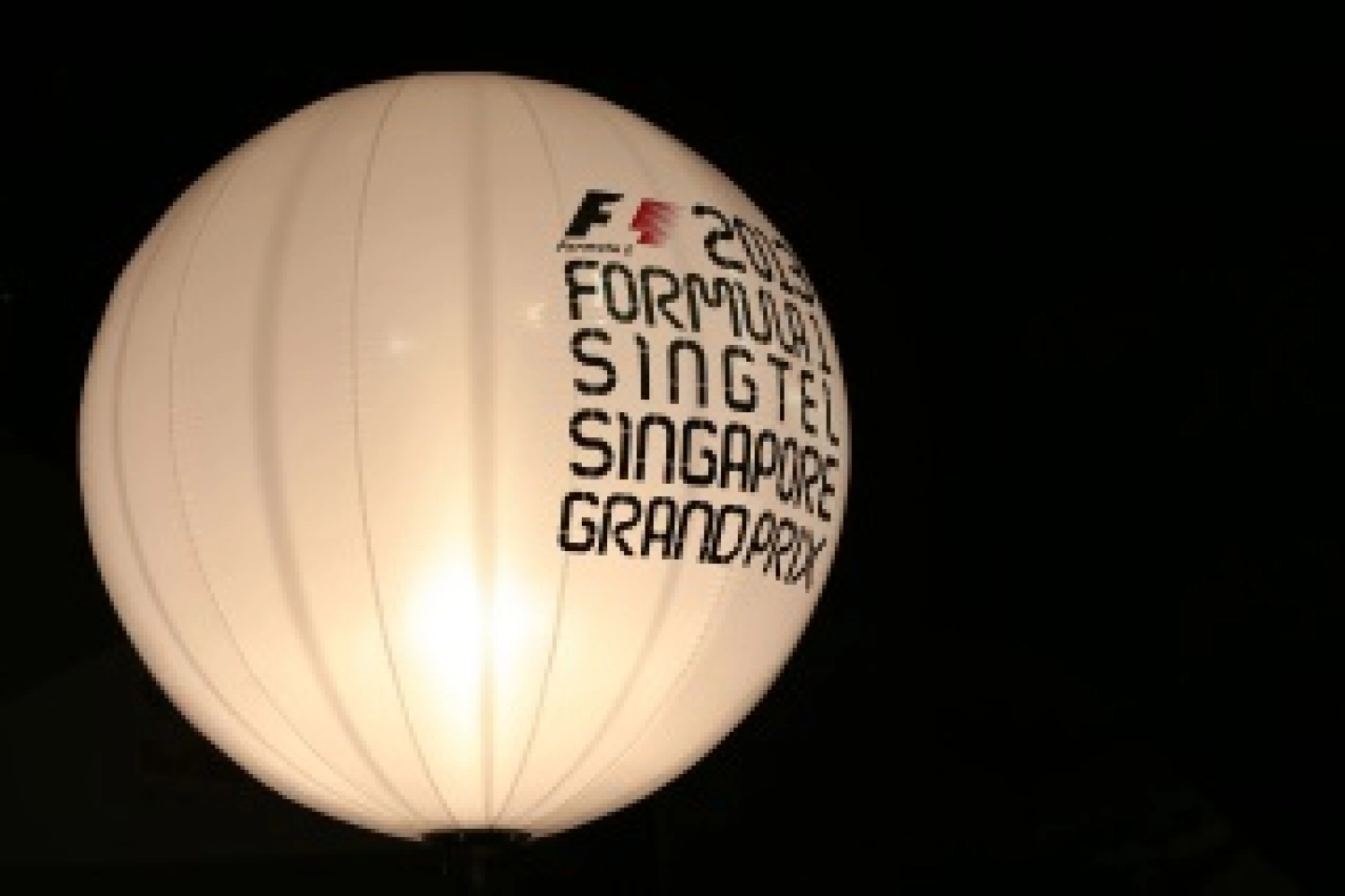 Follow the 2013 Singapore Grand Prix qualifying live
