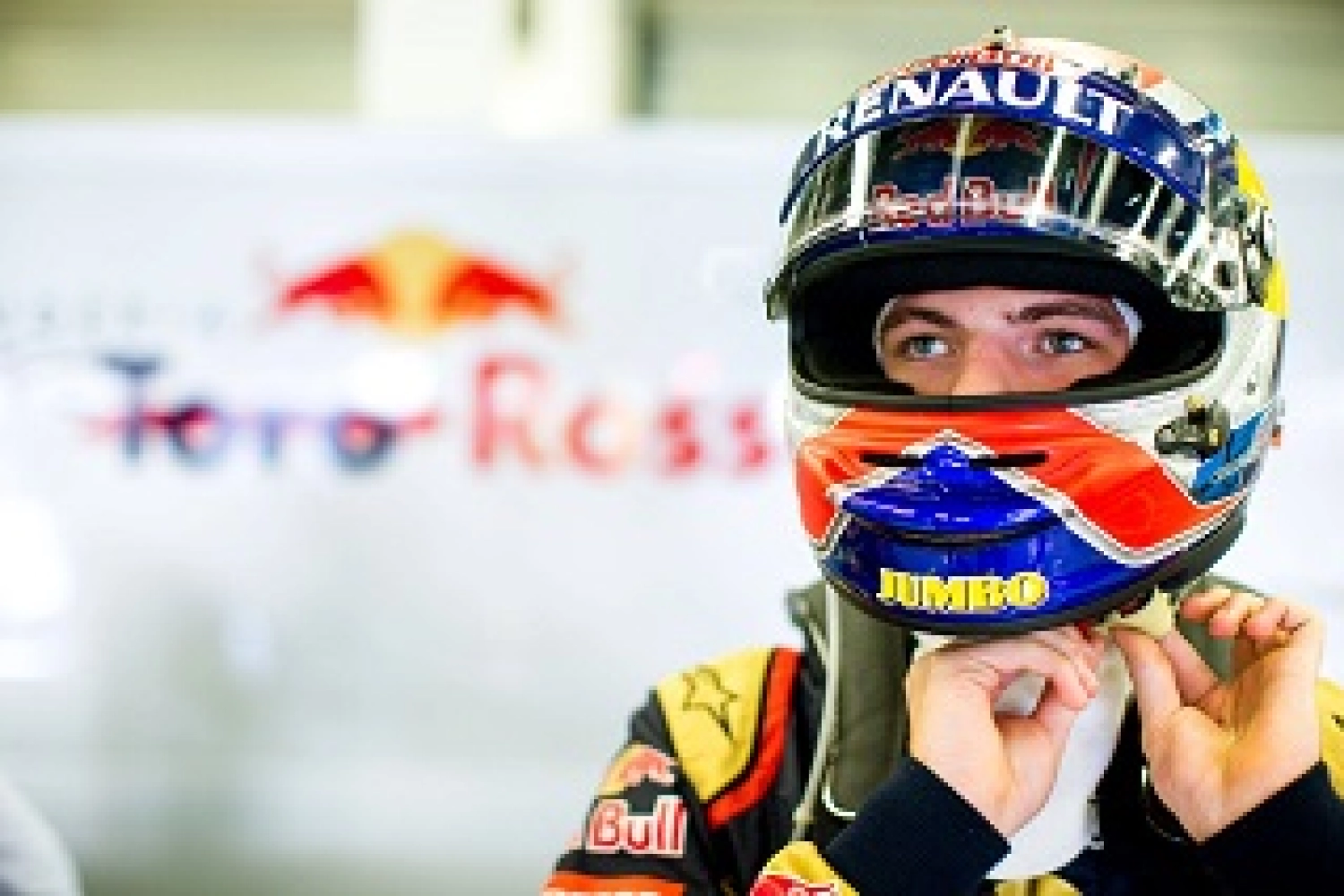 Official: Verstappen penalized three grid places at Suzuka