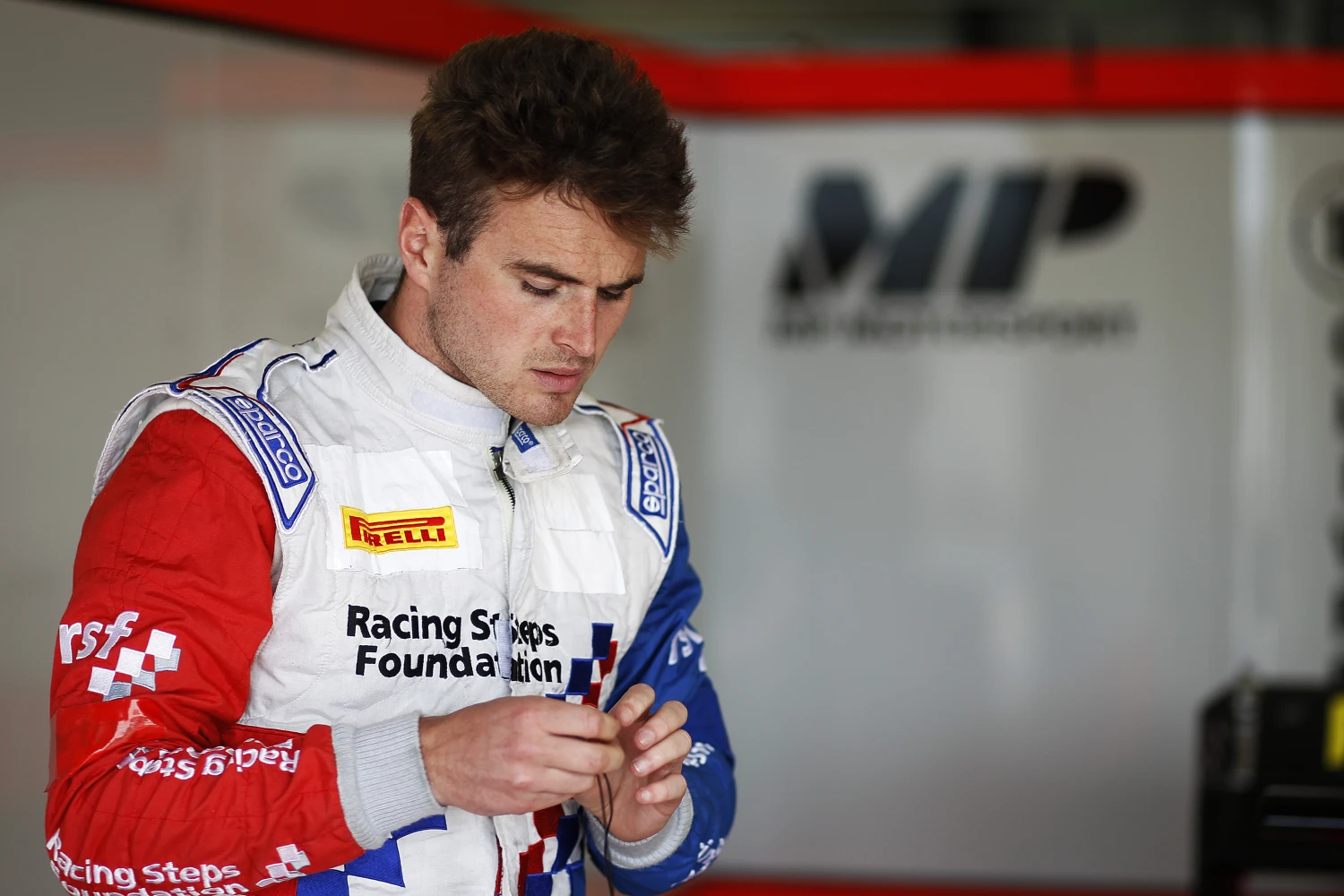 Oliver Rowland ends his season in GP2