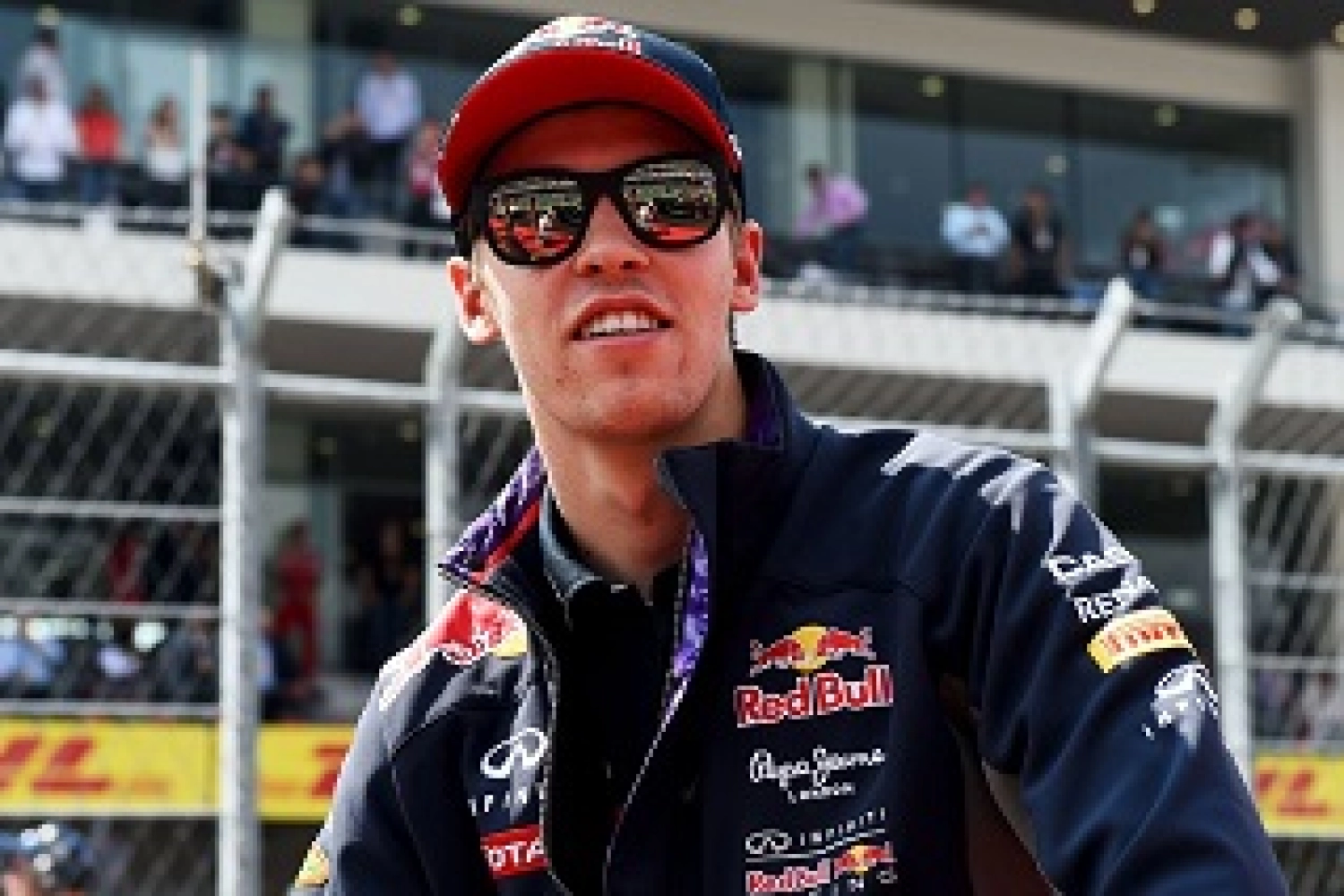 Official: Daniil Kvyat confirmed at Red Bull for 2016