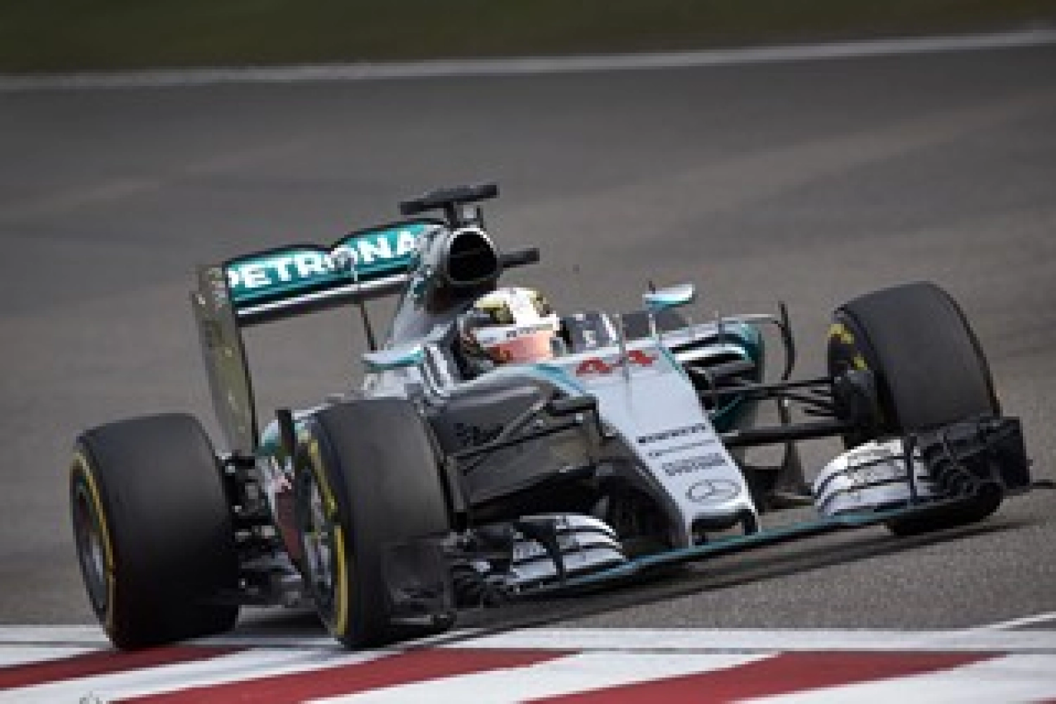 China – FP3: Hamilton ahead of Rosberg again before qualifying