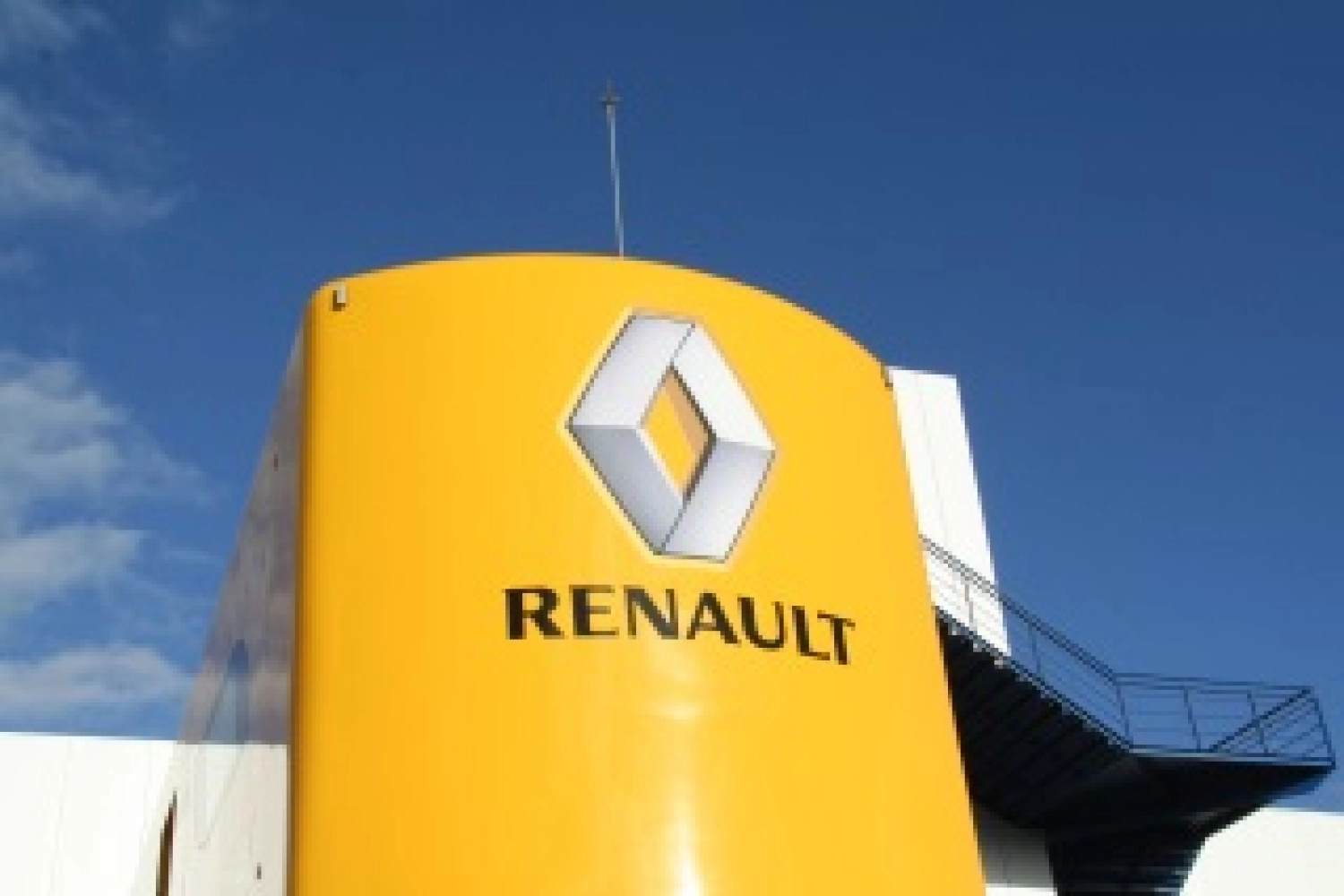Renault becomes a manufacturer in Formula E