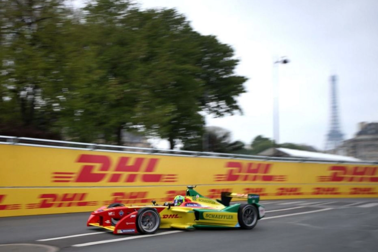 ePrix de Paris, la Course: Lucas di Grassi’s Brazilian stroll