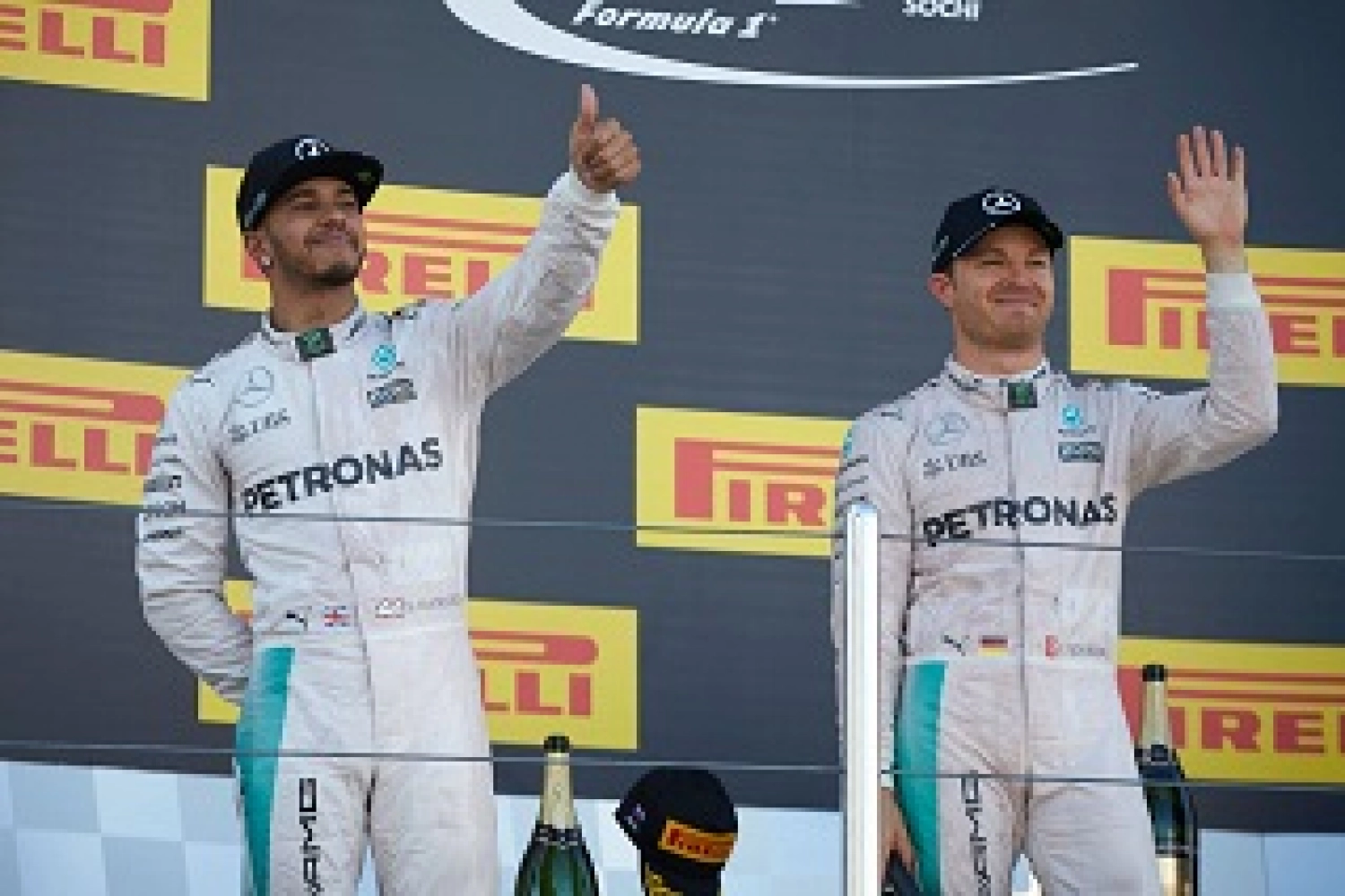 Hamilton and Rosberg close the Barcelona chapter