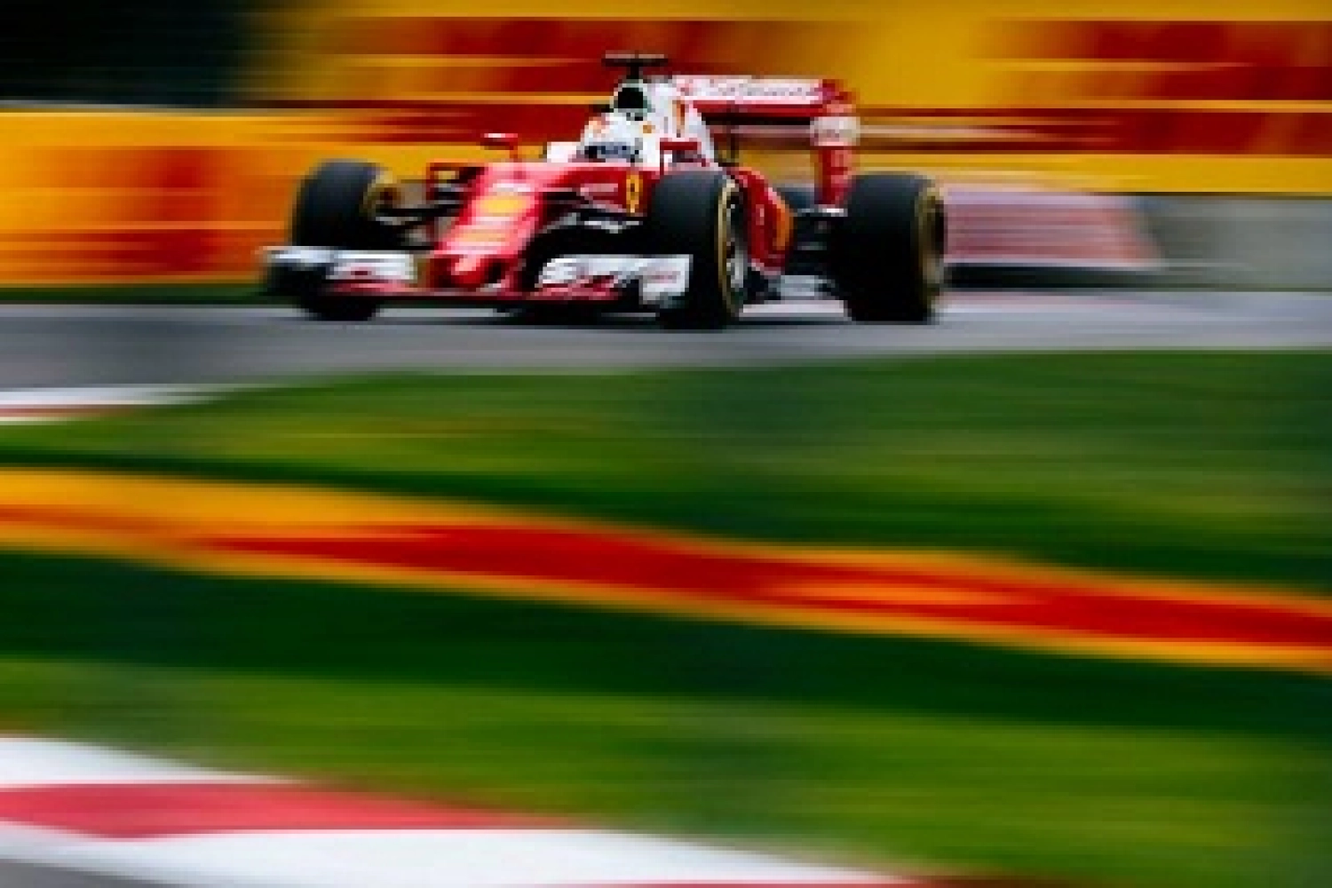 Ferrari: Vettel ecstatic, Räikkönen frustrated in Montreal