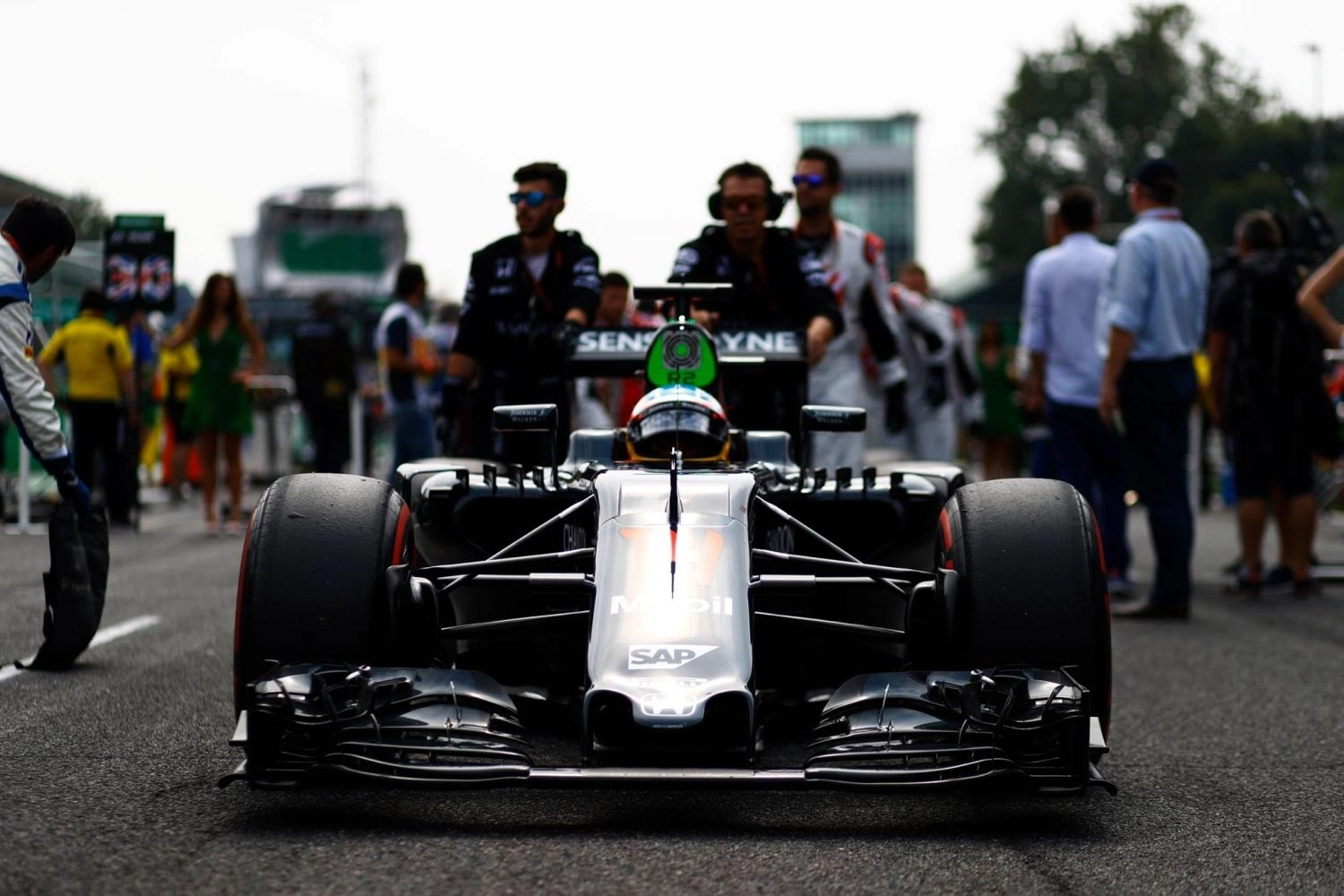 Despite the zero score at Monza, Alonso has set an ambitious course: to compete with Ferrari by the end of 2016!