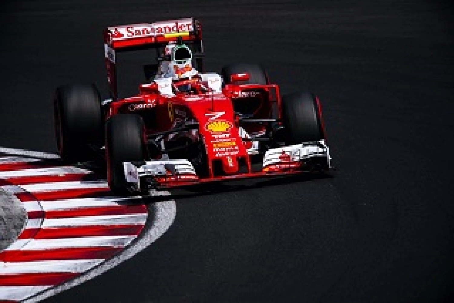 Vettel and Ferrari at the top of the grid but « it’s only Friday »