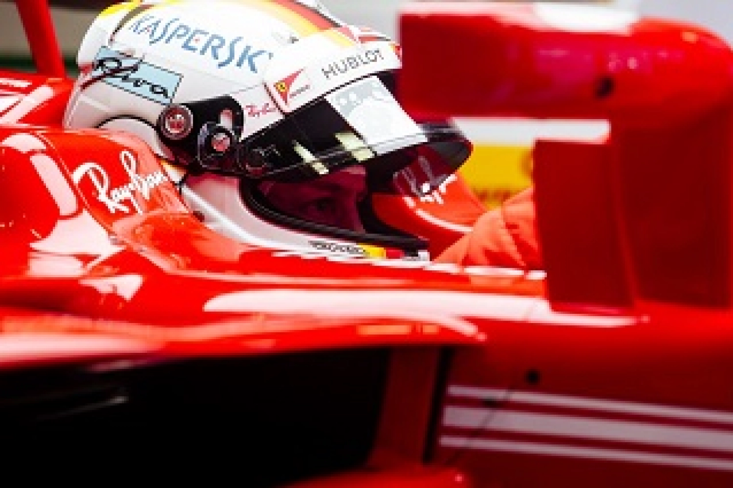 Bahrain – Free Practice 1: Vettel leads, Räikkönen and Vandoorne suffer engine failure!