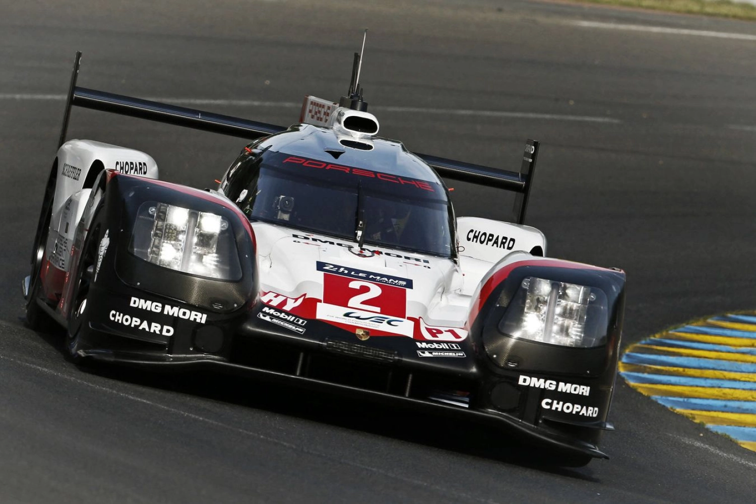 24 heures du Mans – Porsche #2 wins the thriller