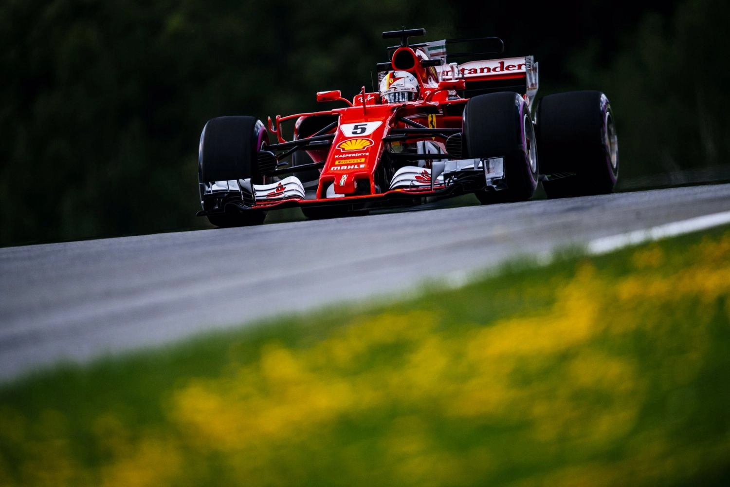 Austria – Free Practice 3: Vettel takes the lead, brake failure for Hamilton at the end of the session