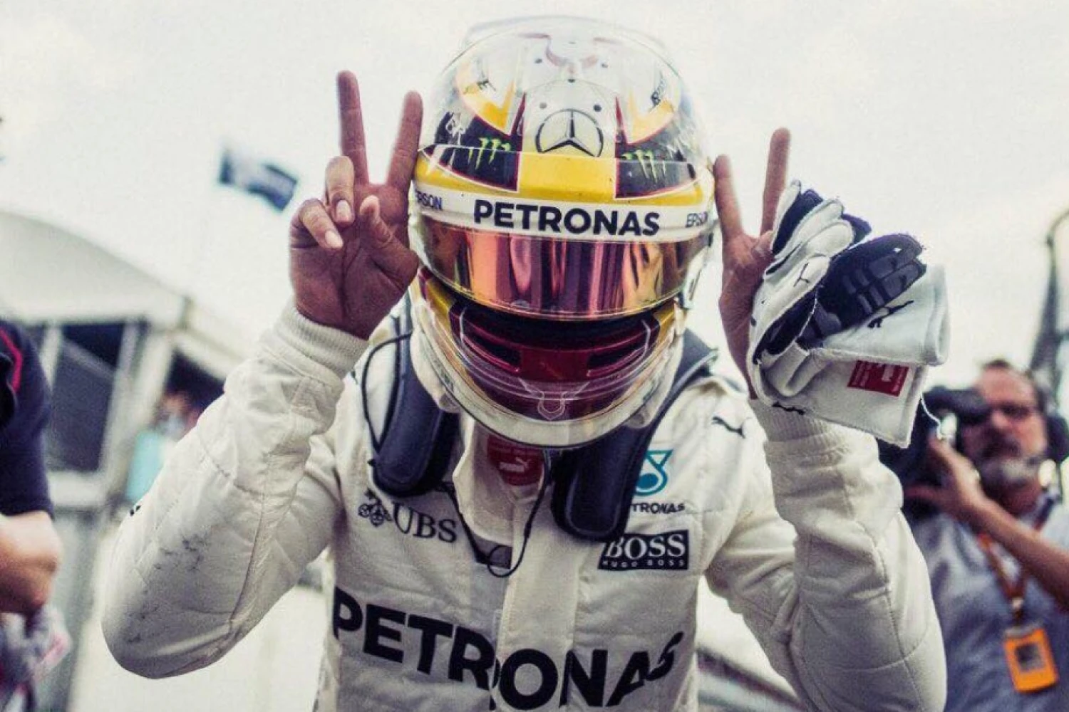 Malaysia – Qualifying: Four in a Row for Lewis Hamilton in the Last at Sepang