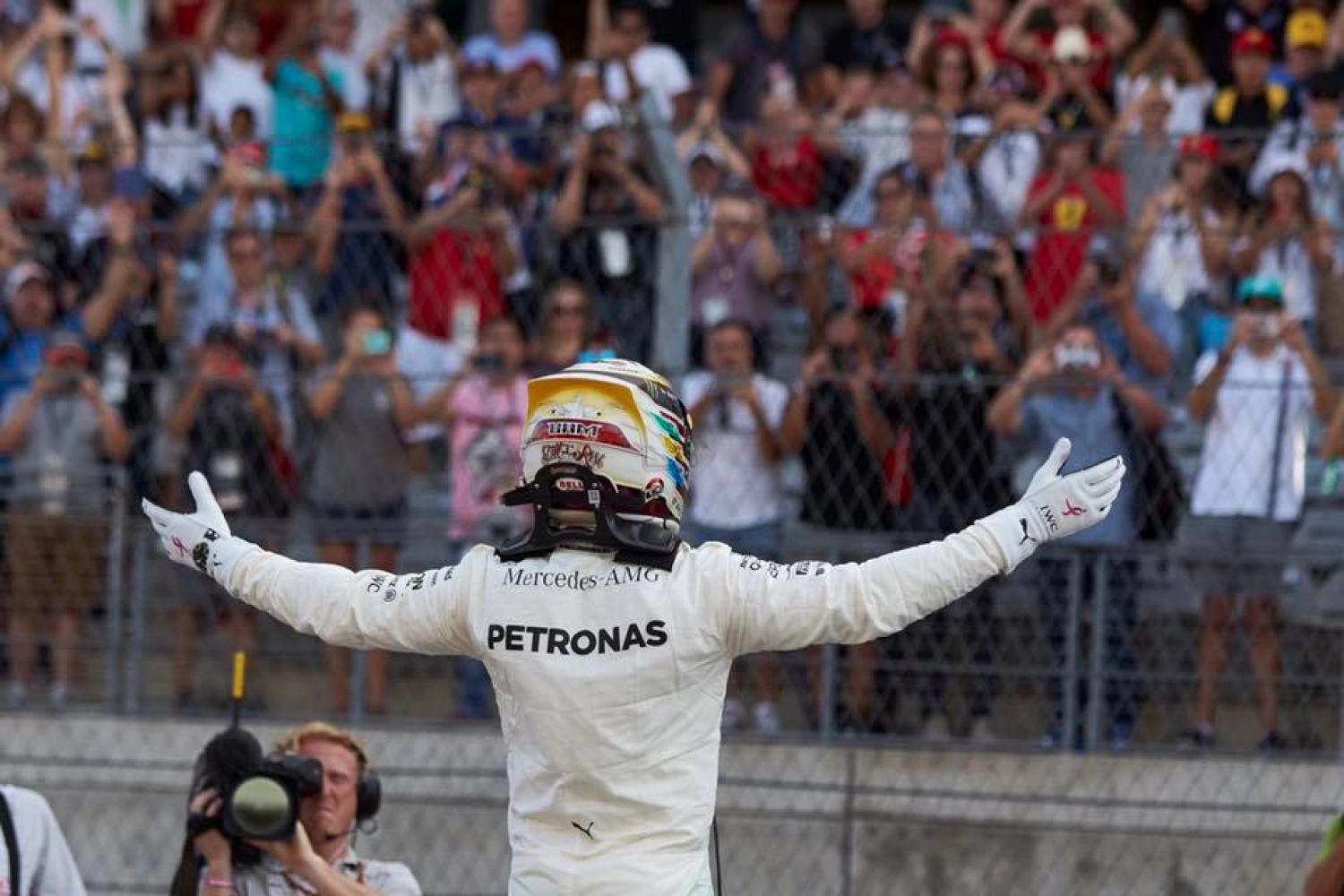 United States – Race: The Sheriff is Still Hamilton!