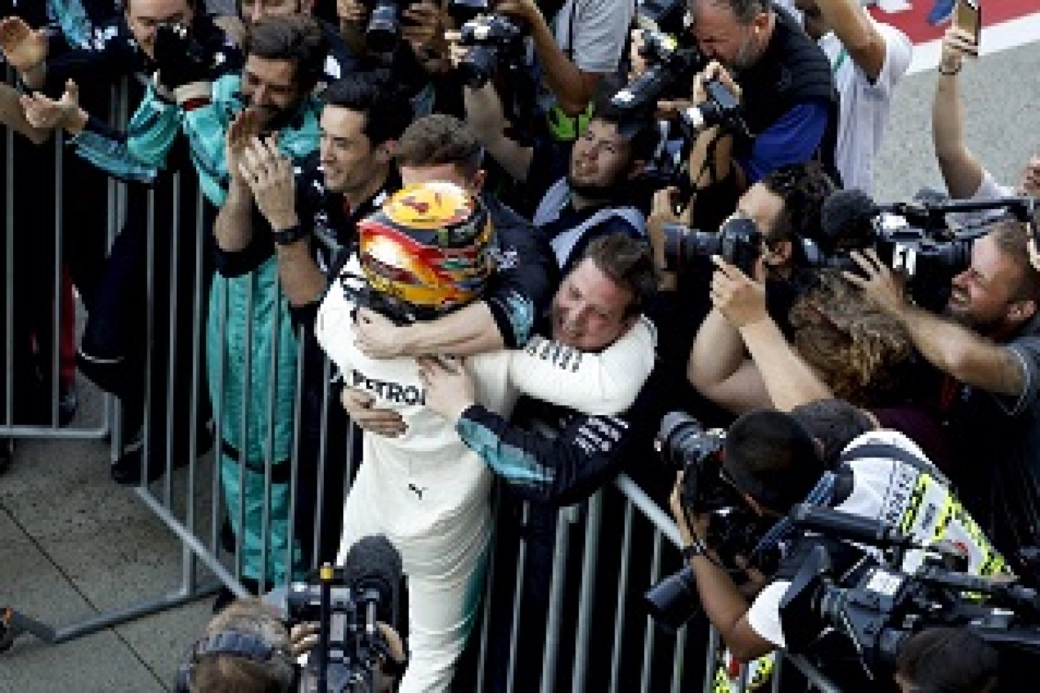 A not so easy victory for Hamilton and Mercedes