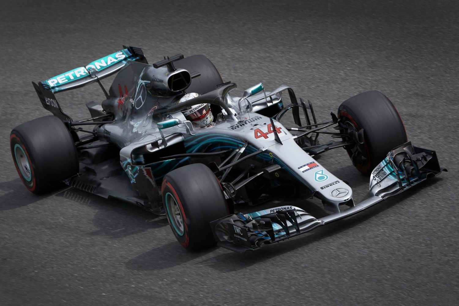 Italy – Race: Opportunistic Lewis Hamilton with the tifosi