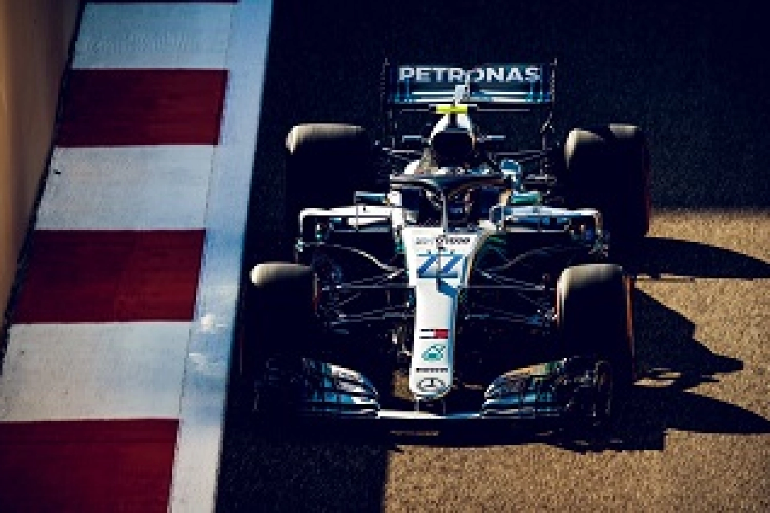Abu Dhabi – Free Practice 2: Valtteri Bottas Takes the Lead, Lewis Hamilton Under Investigation